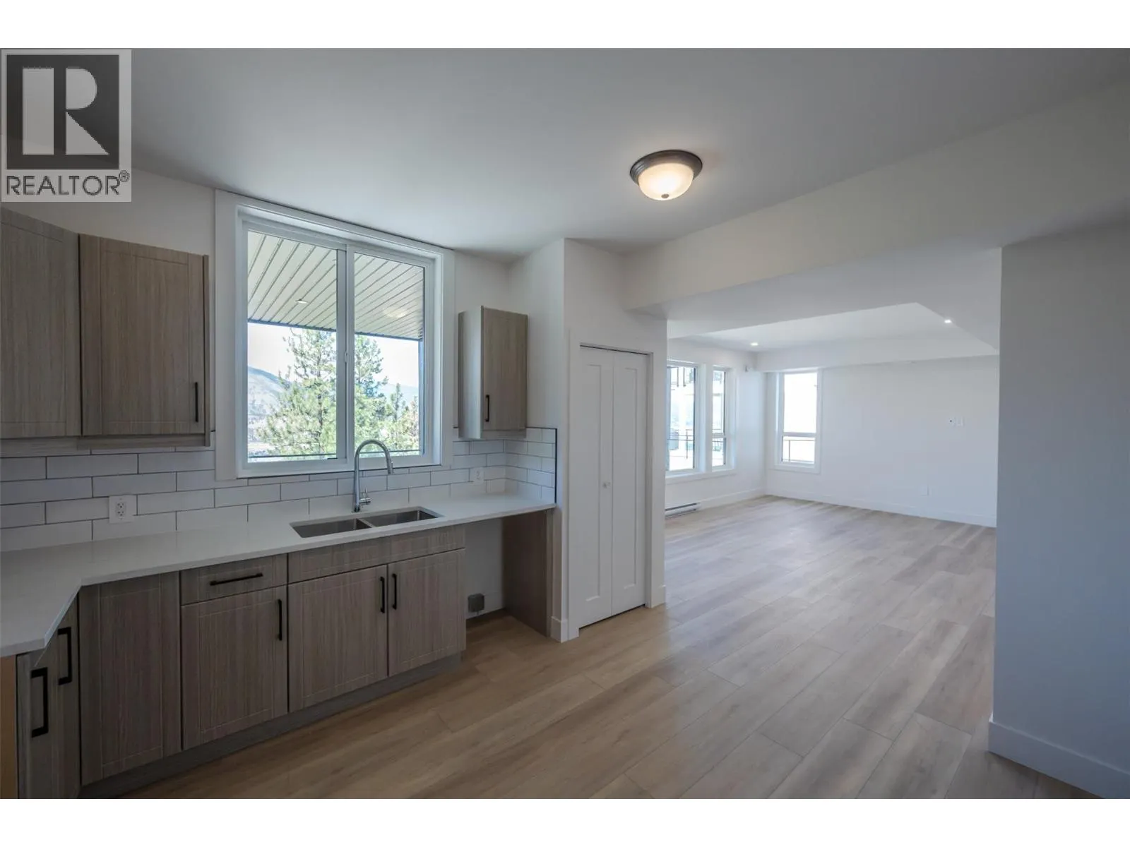 2895 Partridge Drive