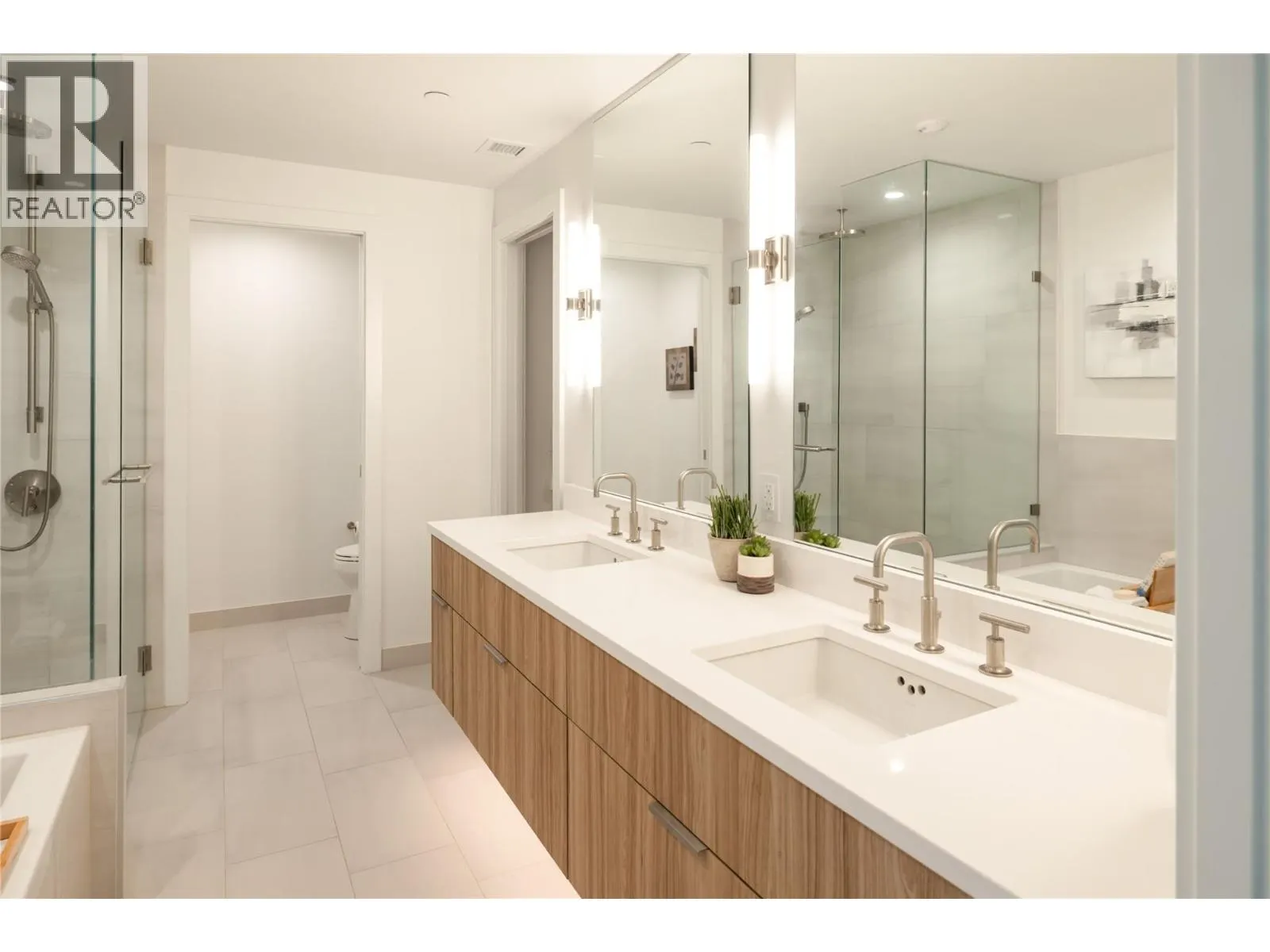 3000 Ariva Drive Unit# 3501