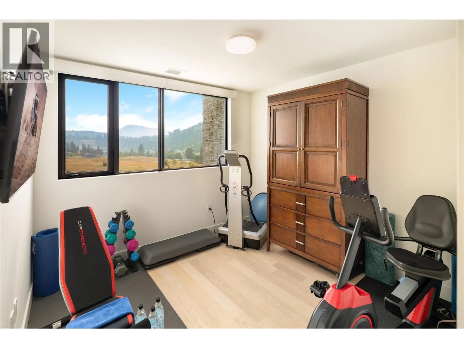 3000 Ariva Drive Unit# 3501
