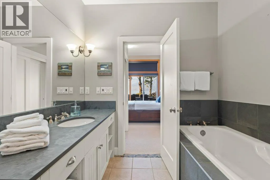 9845 Eastside Road Unit# 27