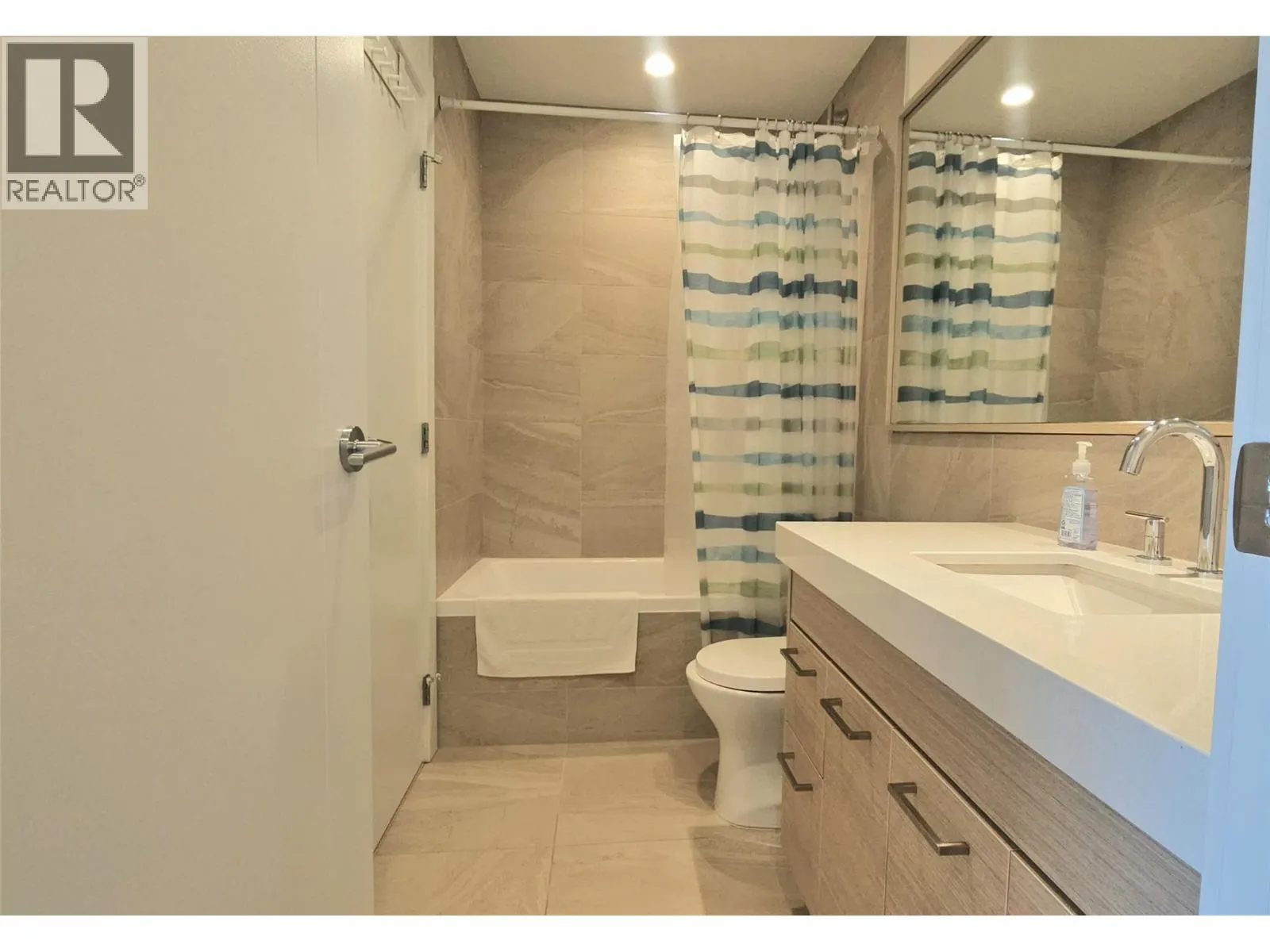 1191 Sunset Drive Unit# 2001