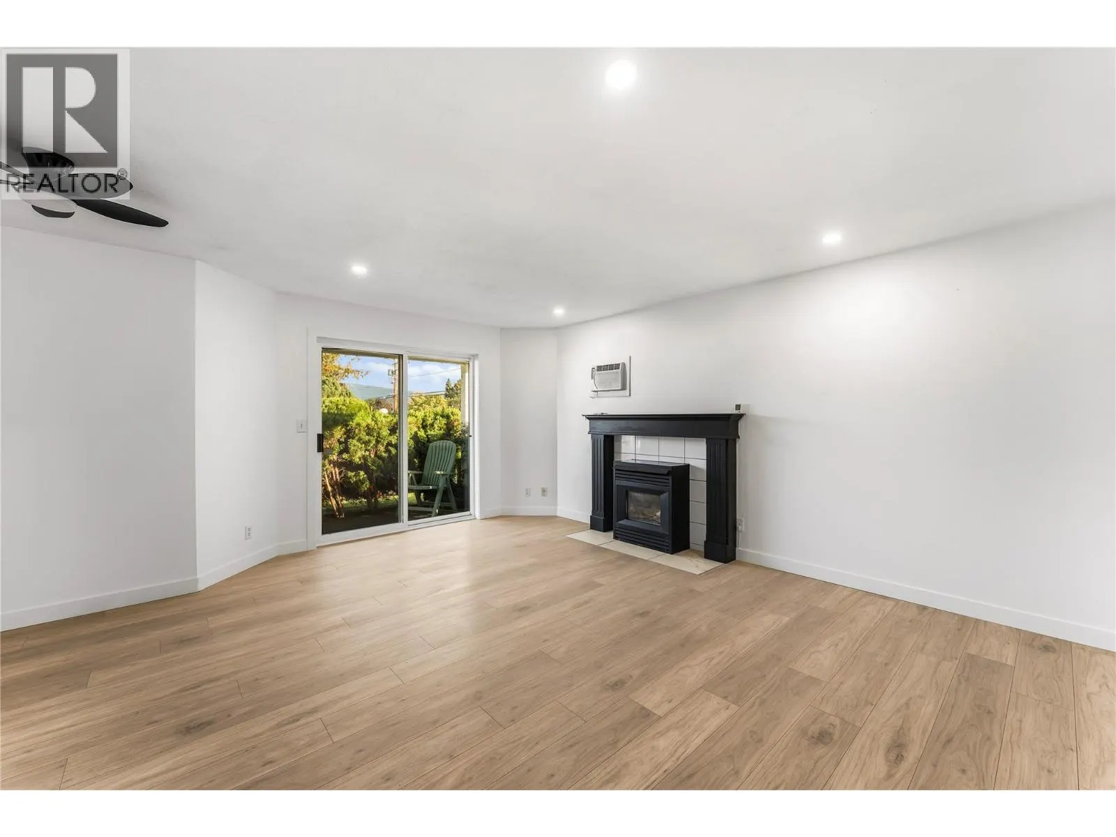 11110 Quinpool Road Unit# 13