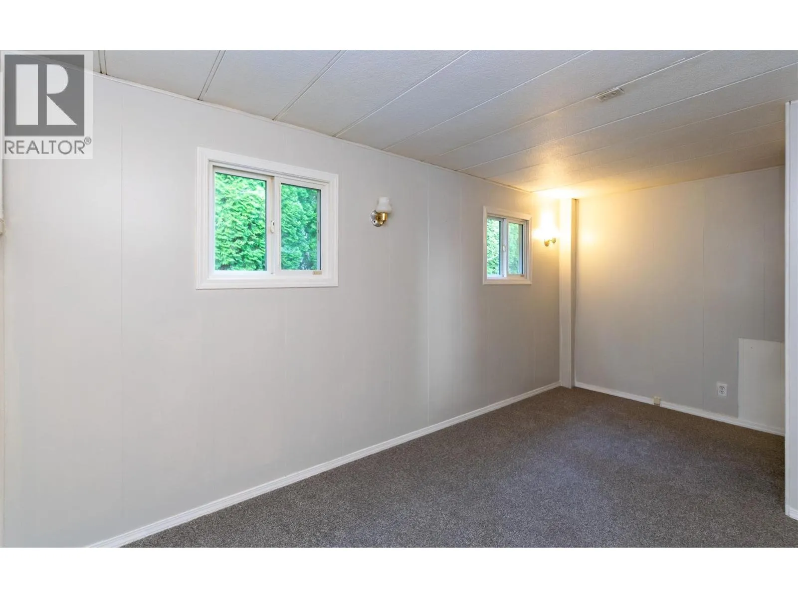 5235 Shaw Road SE Unit# 8