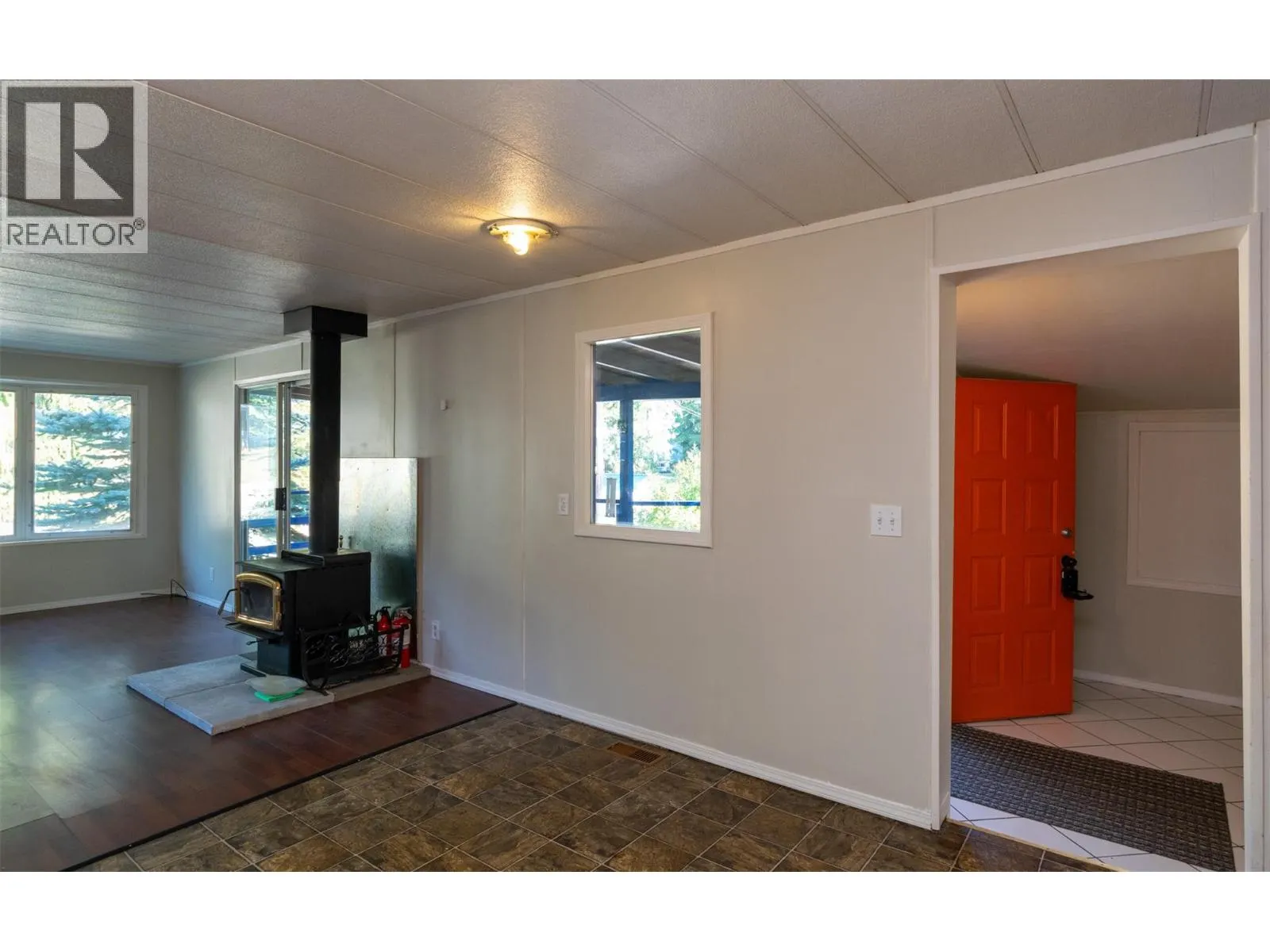 5235 Shaw Road SE Unit# 8
