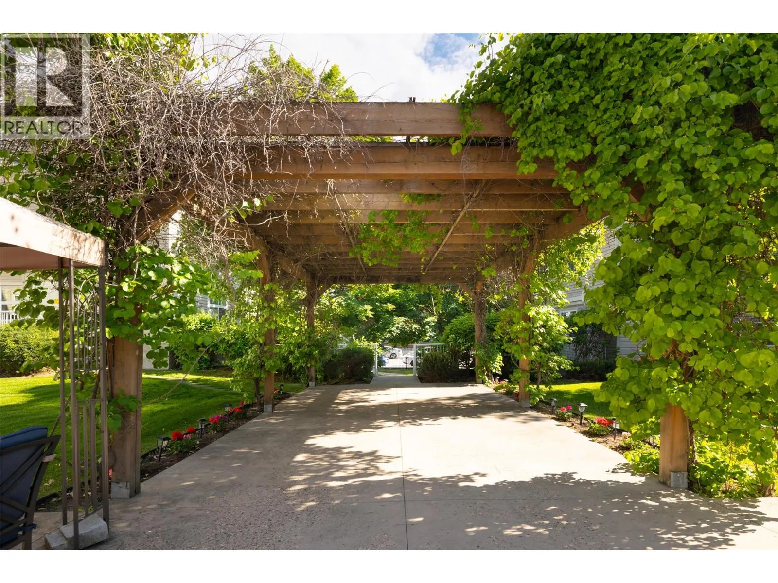 555 Houghton Road Unit# 108