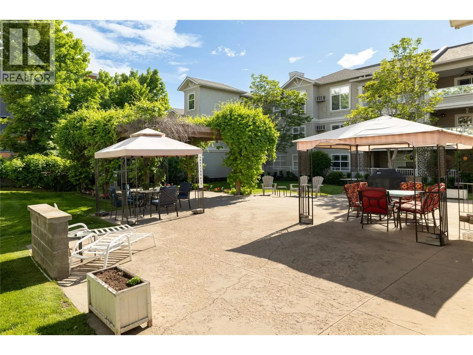 555 Houghton Road Unit# 108