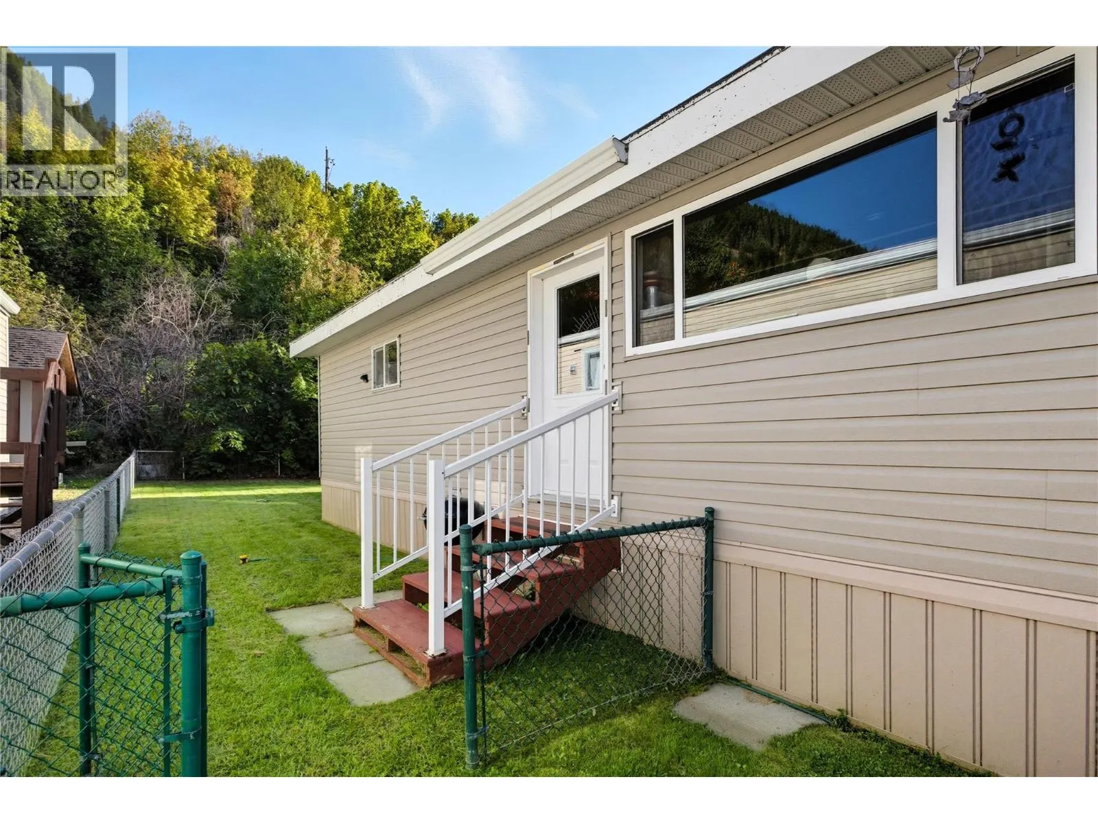 1250 Hillside Avenue Unit# 11