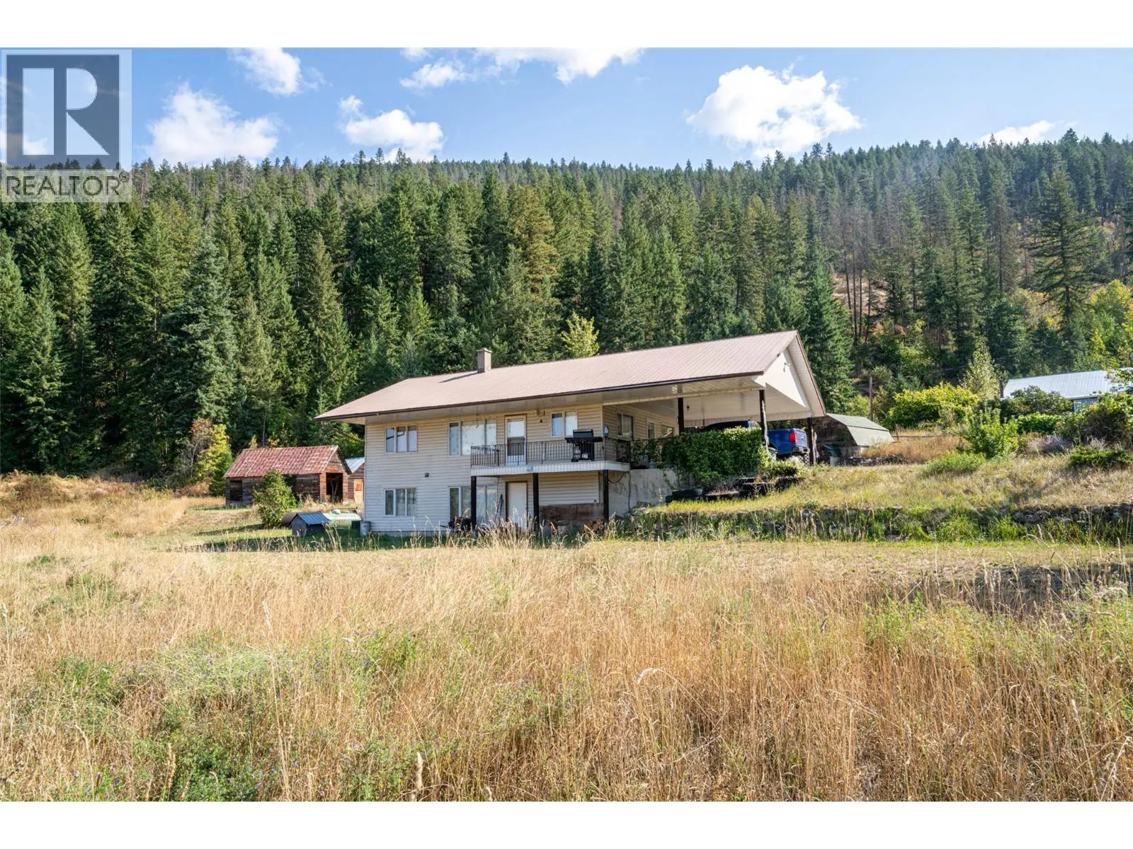 4596 Back Enderby Road
