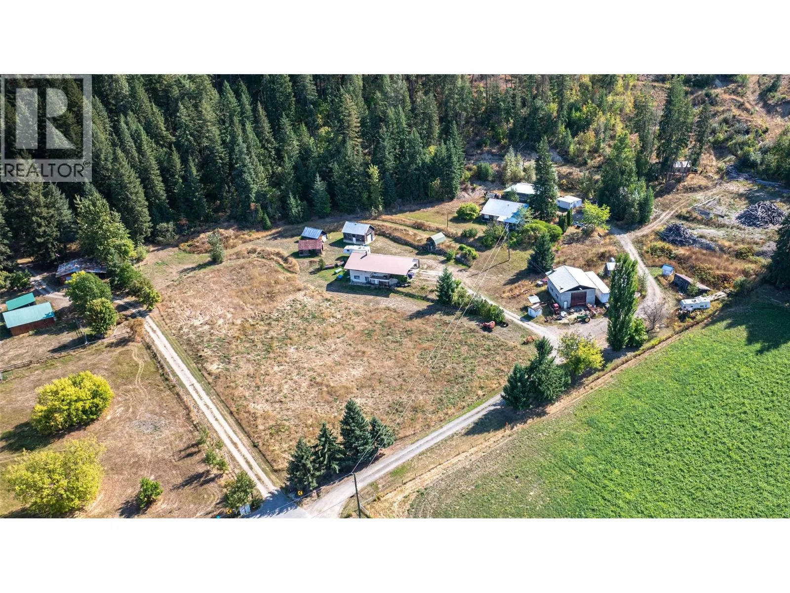 4596 Back Enderby Road
