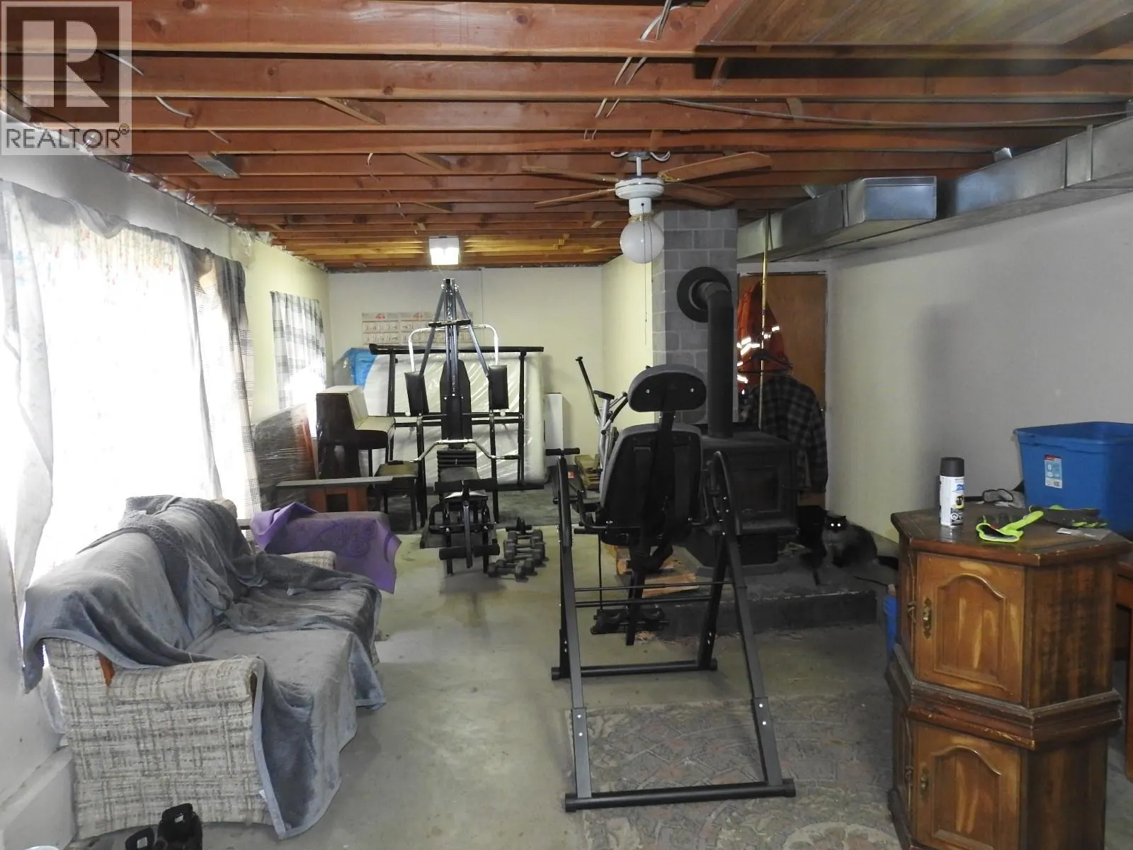 4596 Back Enderby Road