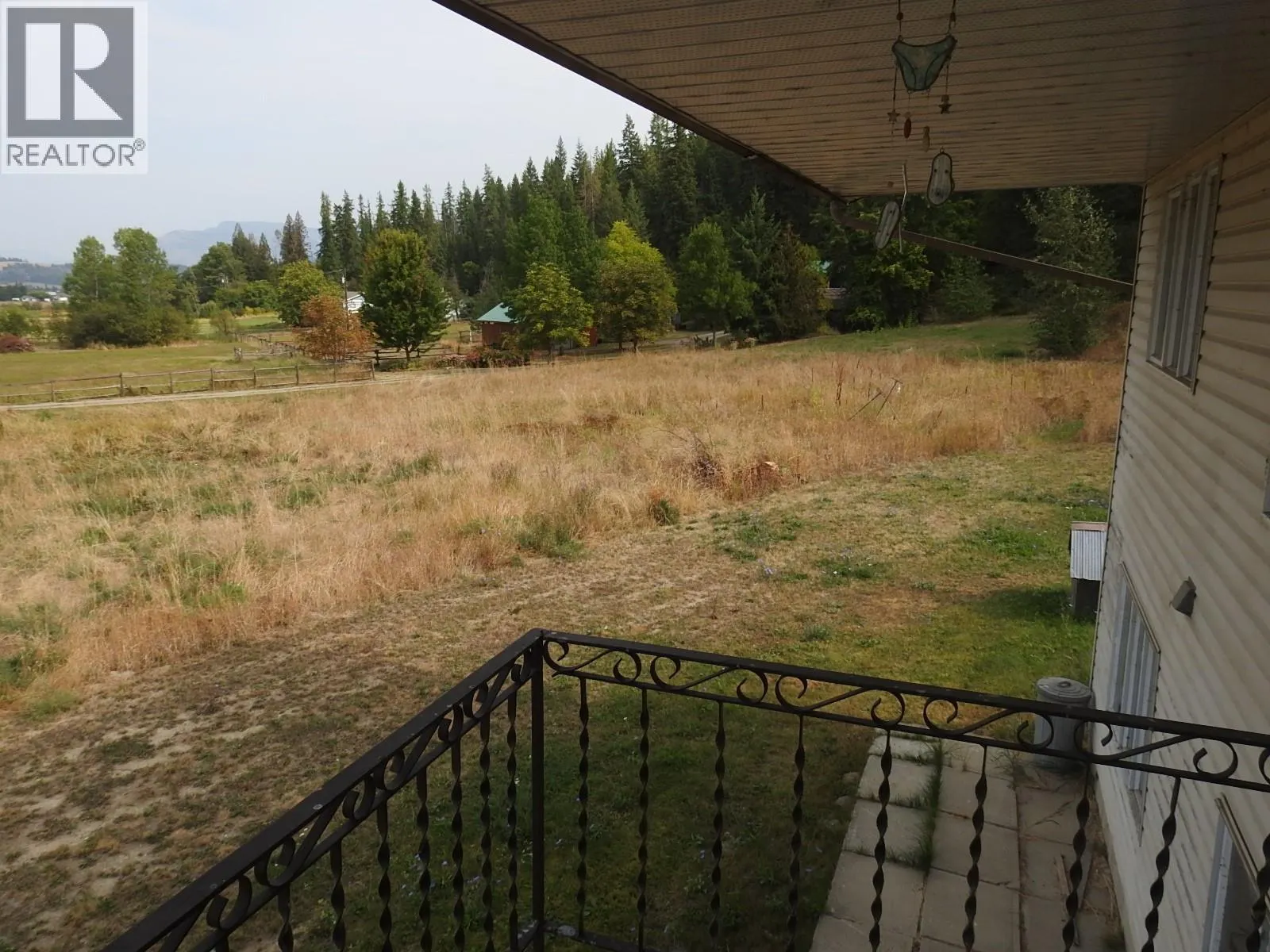 4596 Back Enderby Road