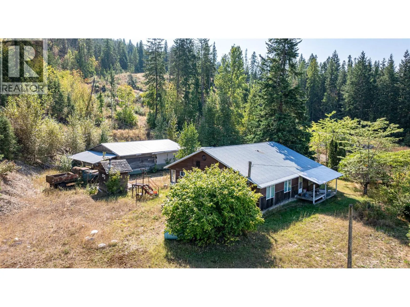 4596 Back Enderby Road