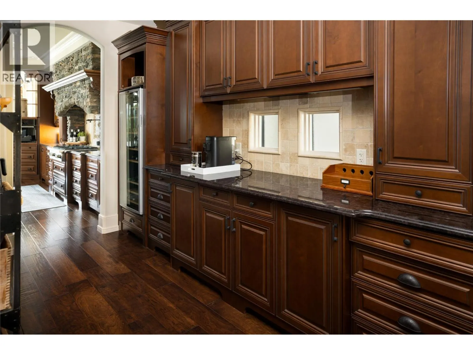 710 ARBOR VIEW Drive