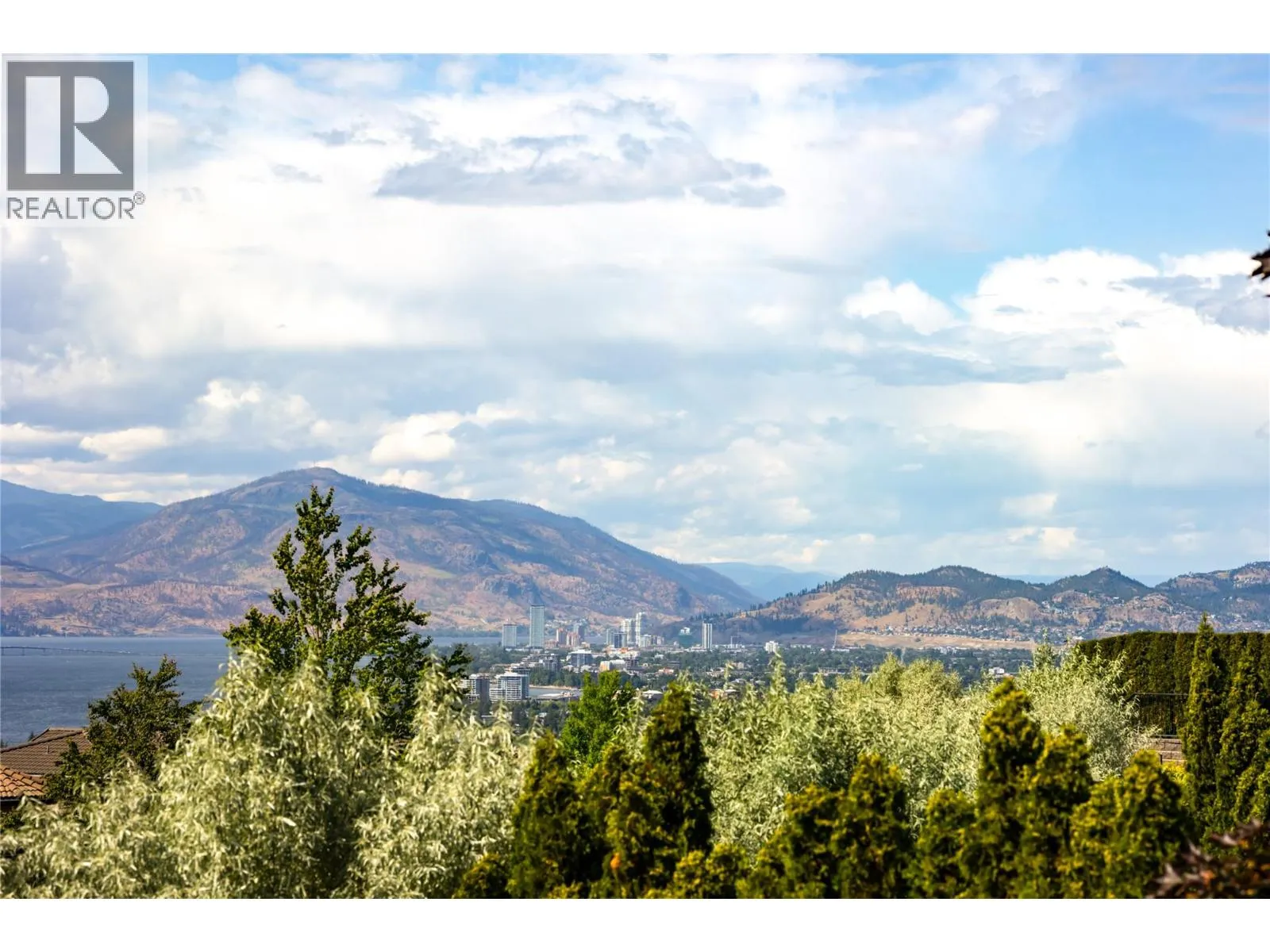 710 ARBOR VIEW Drive