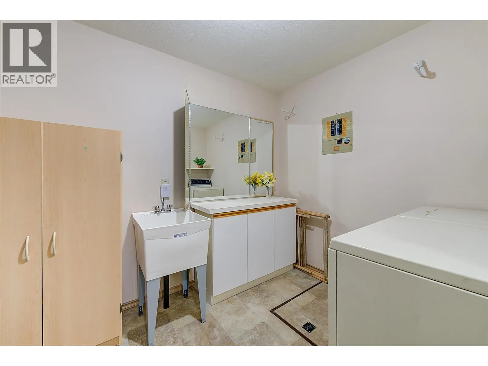 1101 Cameron Avenue Unit# 37