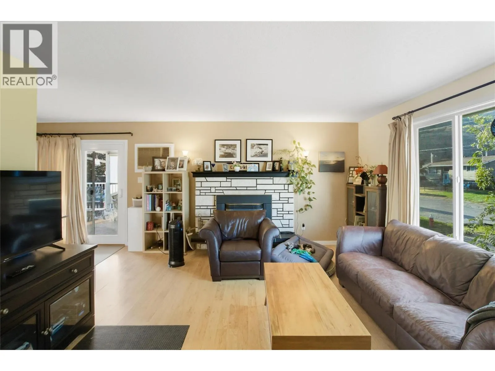 755 Morven Drive