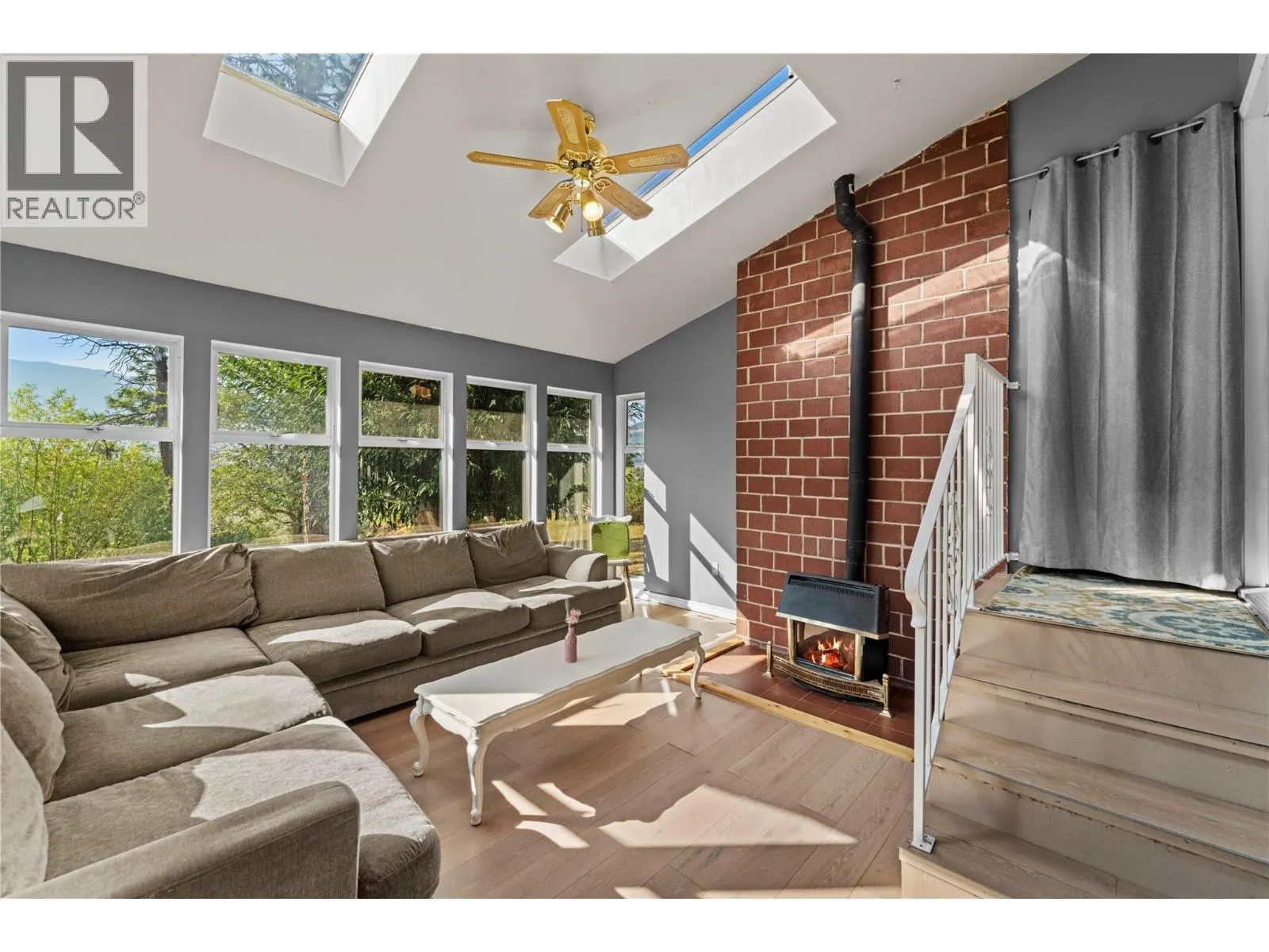 1938 PARKER Drive