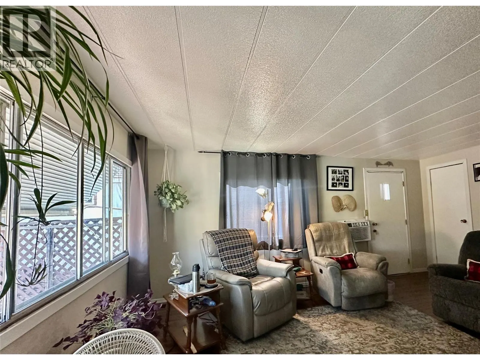 9106 MAIN Street Unit# 12