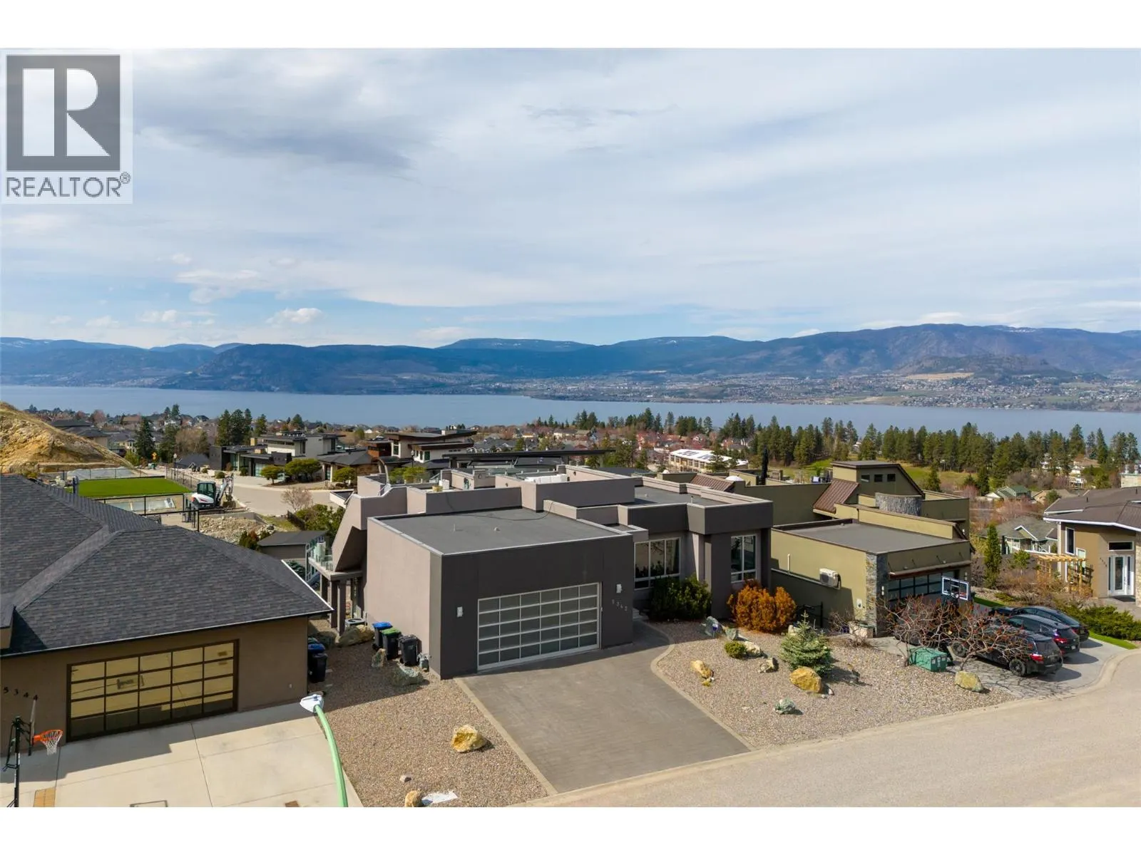 5342 Signet Crescent