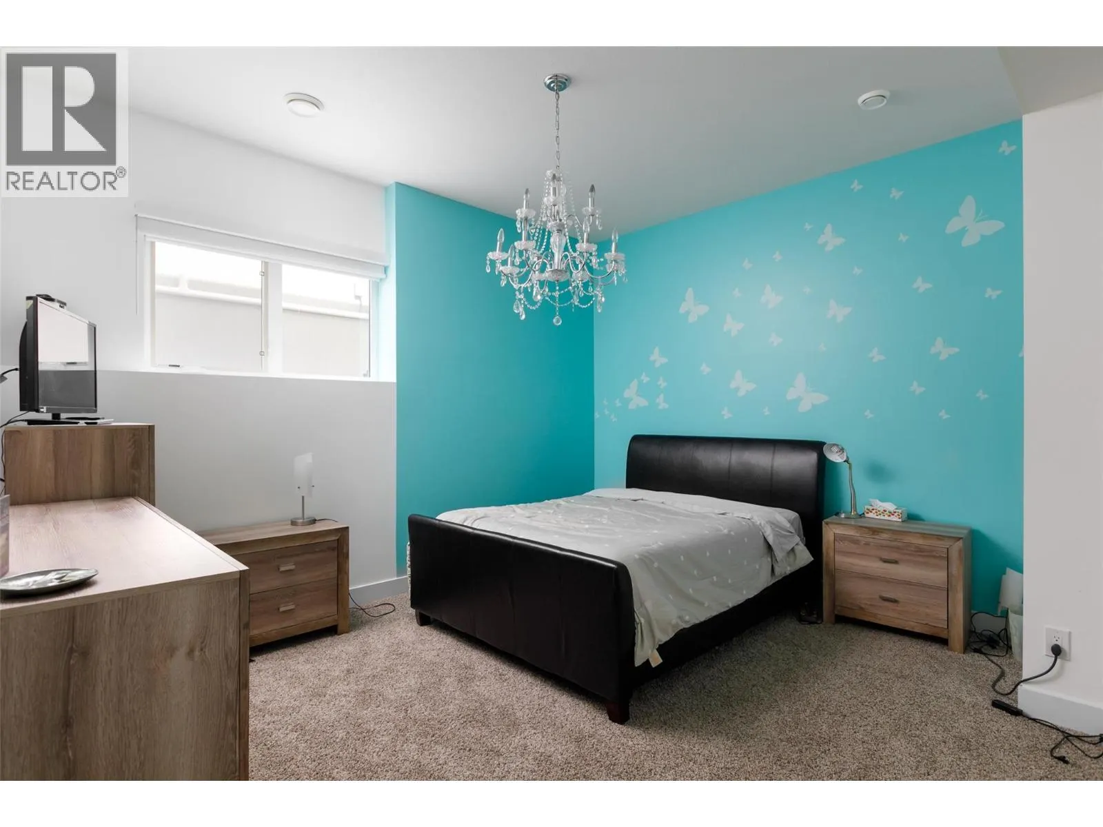 5342 Signet Crescent