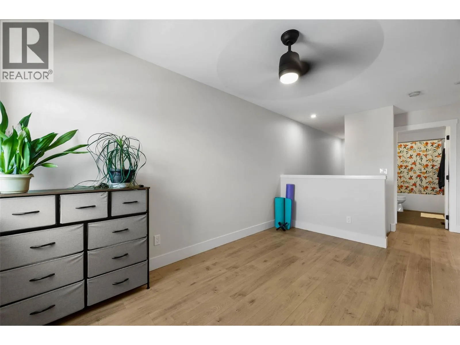 321 CENTRE Avenue Unit# 102