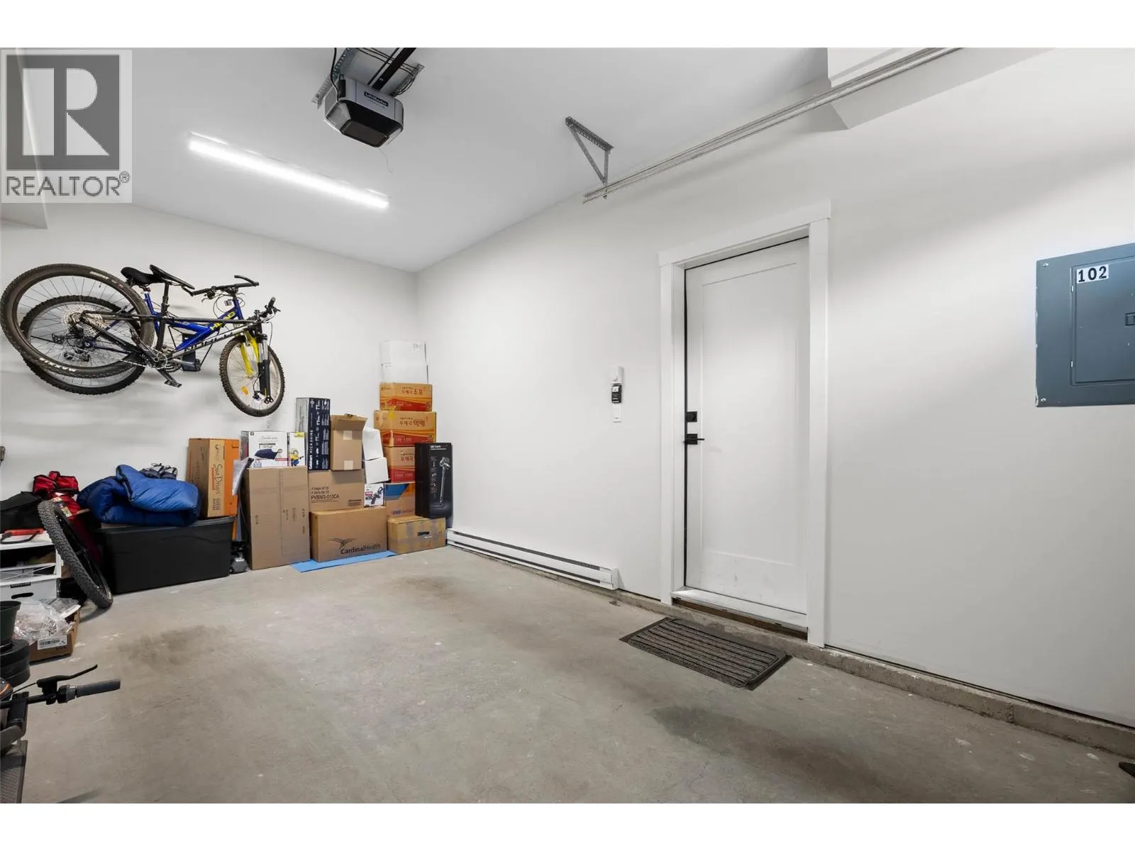 321 CENTRE Avenue Unit# 102