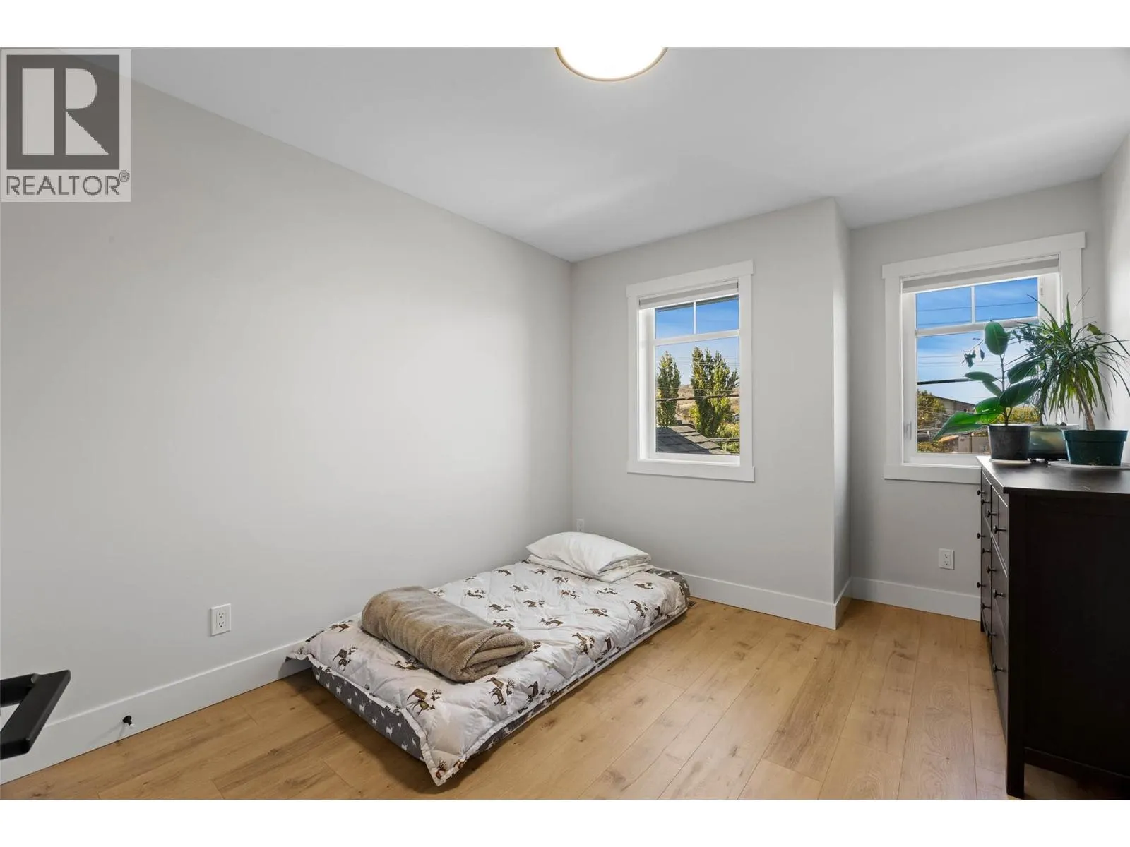 321 CENTRE Avenue Unit# 102