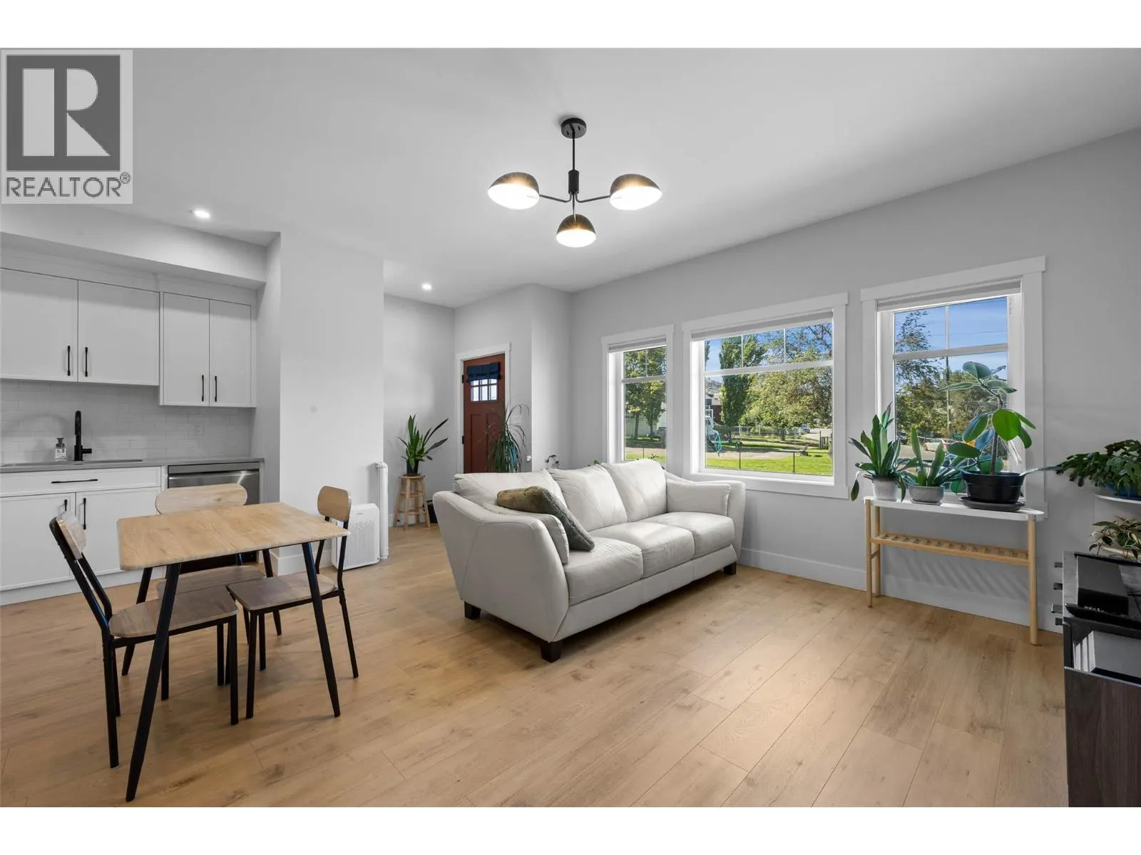 321 CENTRE Avenue Unit# 102