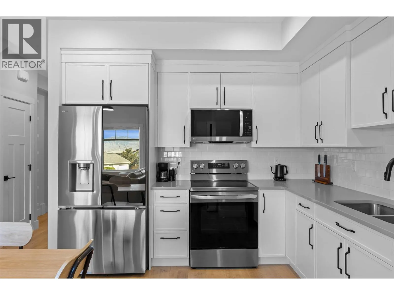 321 CENTRE Avenue Unit# 102