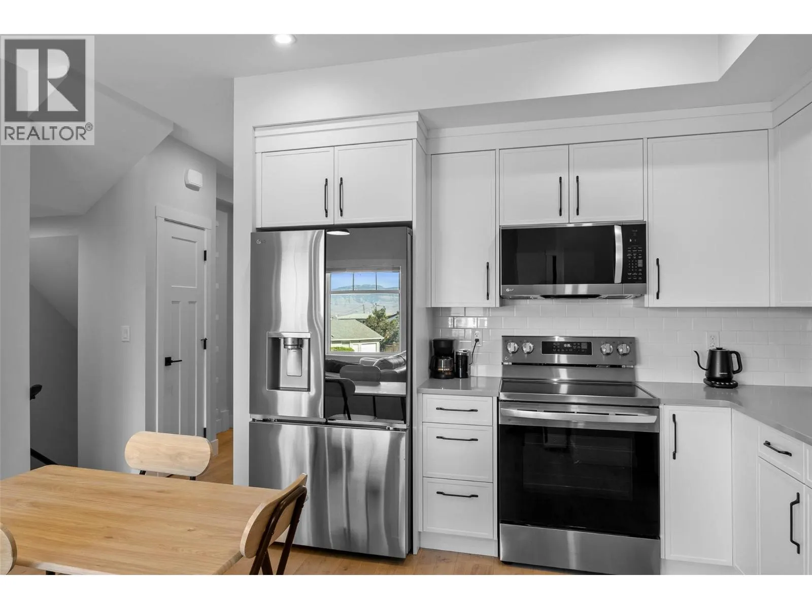 321 CENTRE Avenue Unit# 102