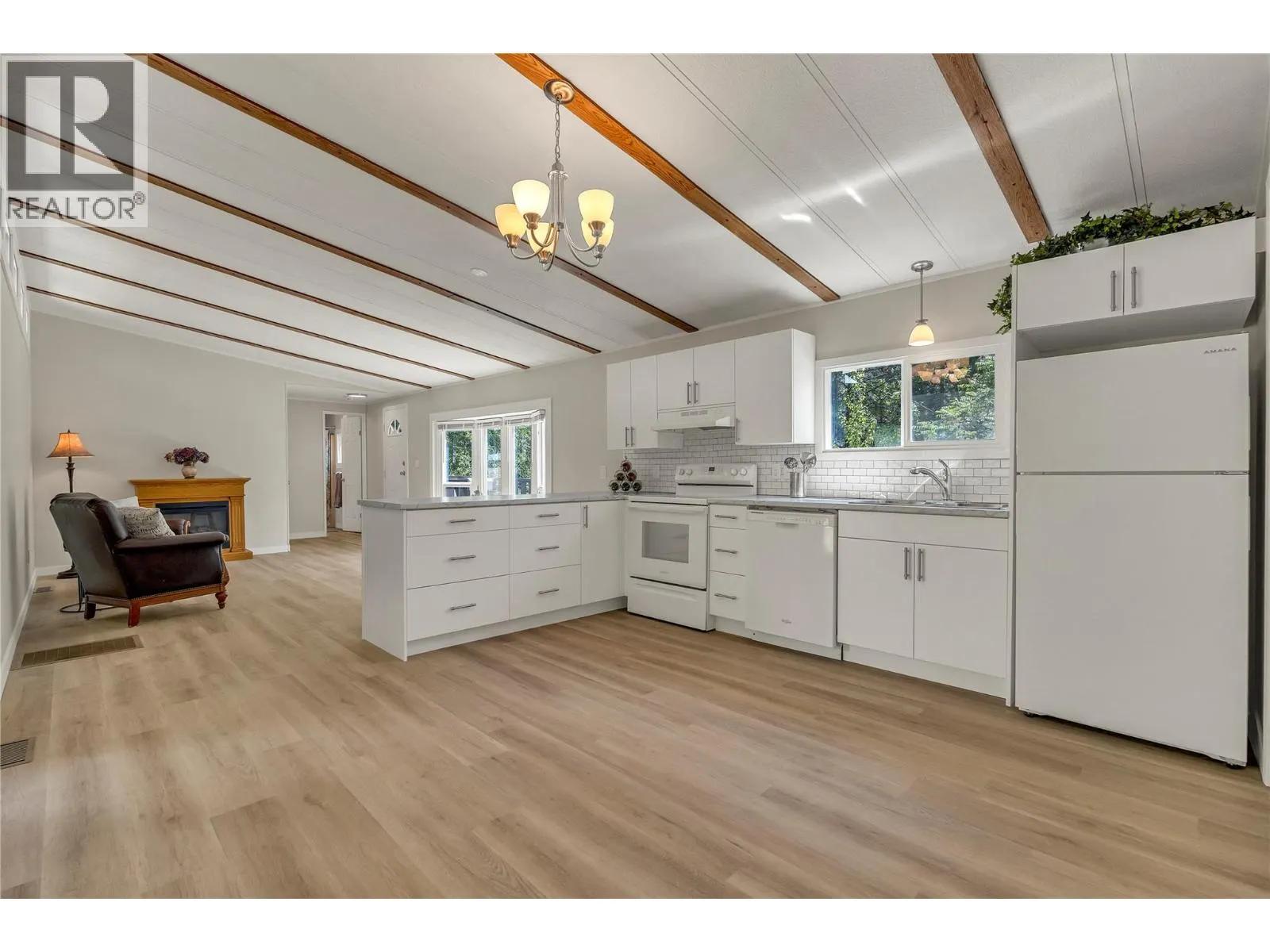 1701 Penticton Avenue Unit# 305