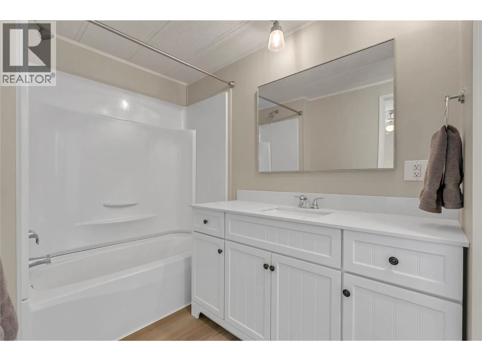 1701 Penticton Avenue Unit# 305