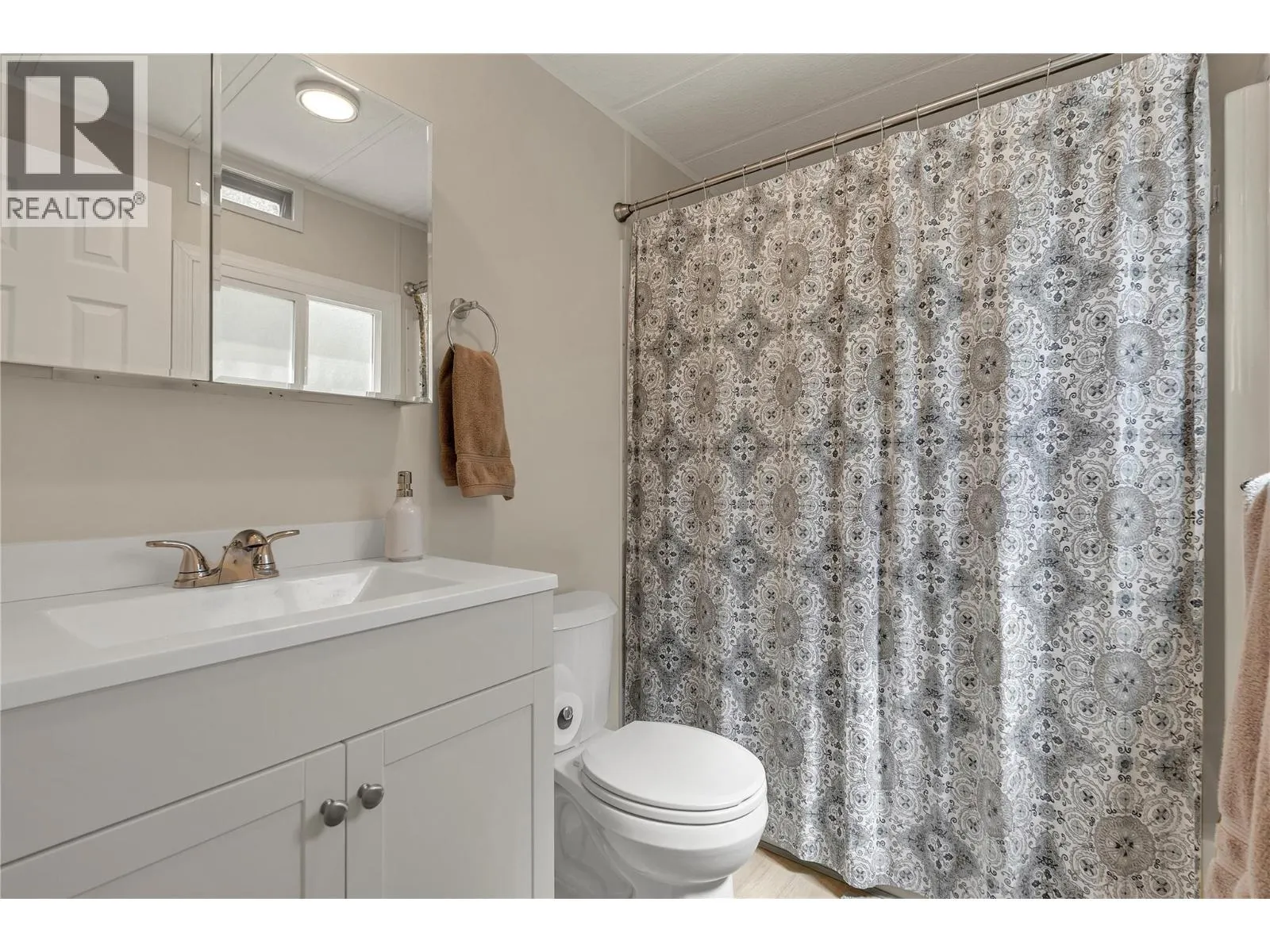 1701 Penticton Avenue Unit# 305
