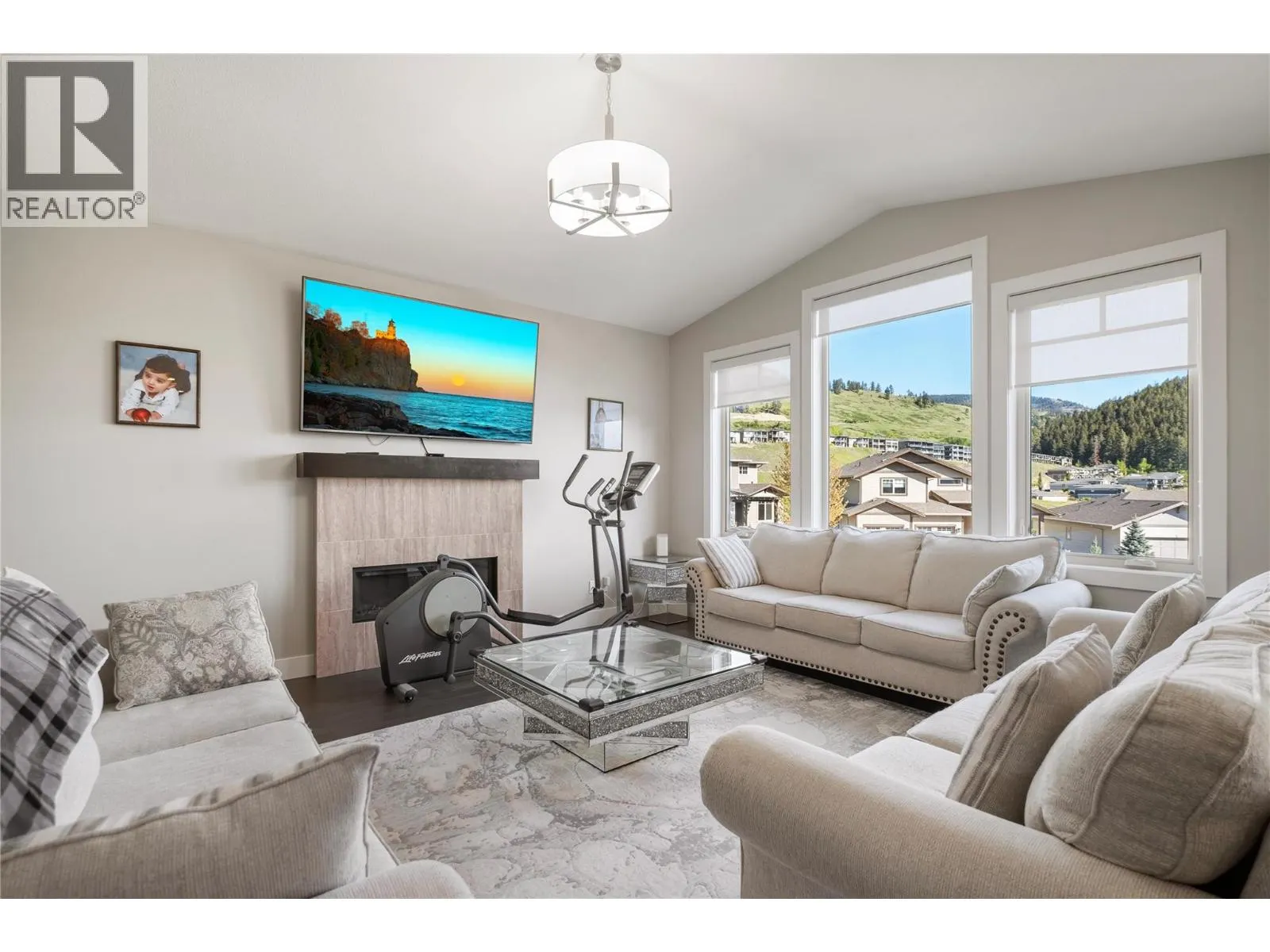1852 Split Rail Place