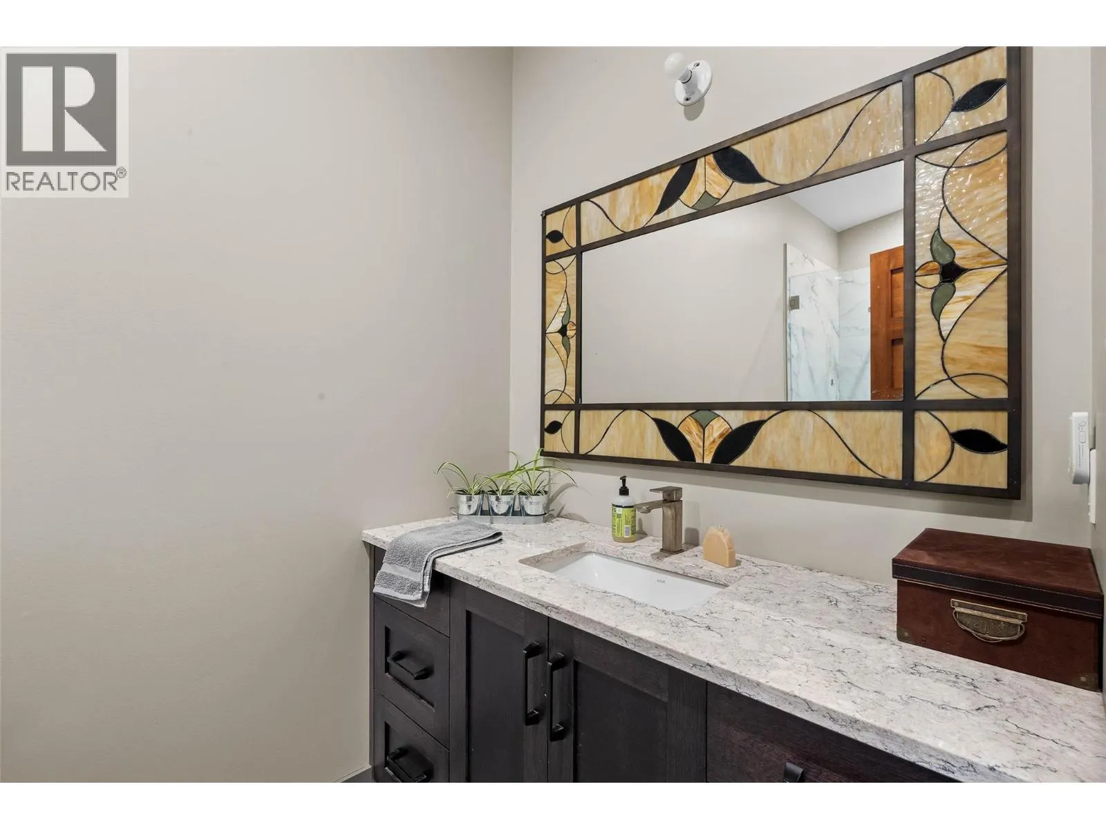 10076 Tranquille-Criss Creek Road