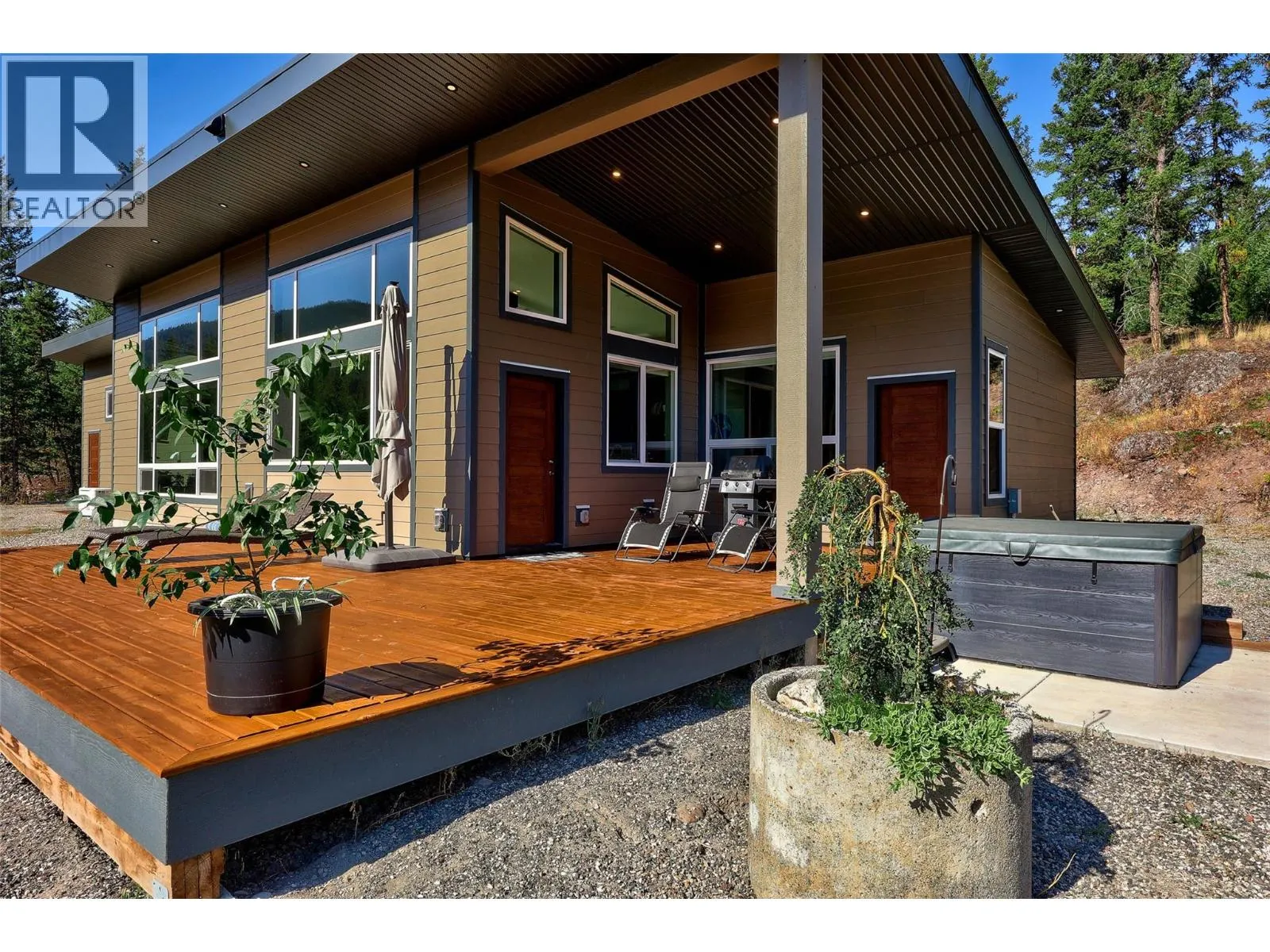 10076 Tranquille-Criss Creek Road
