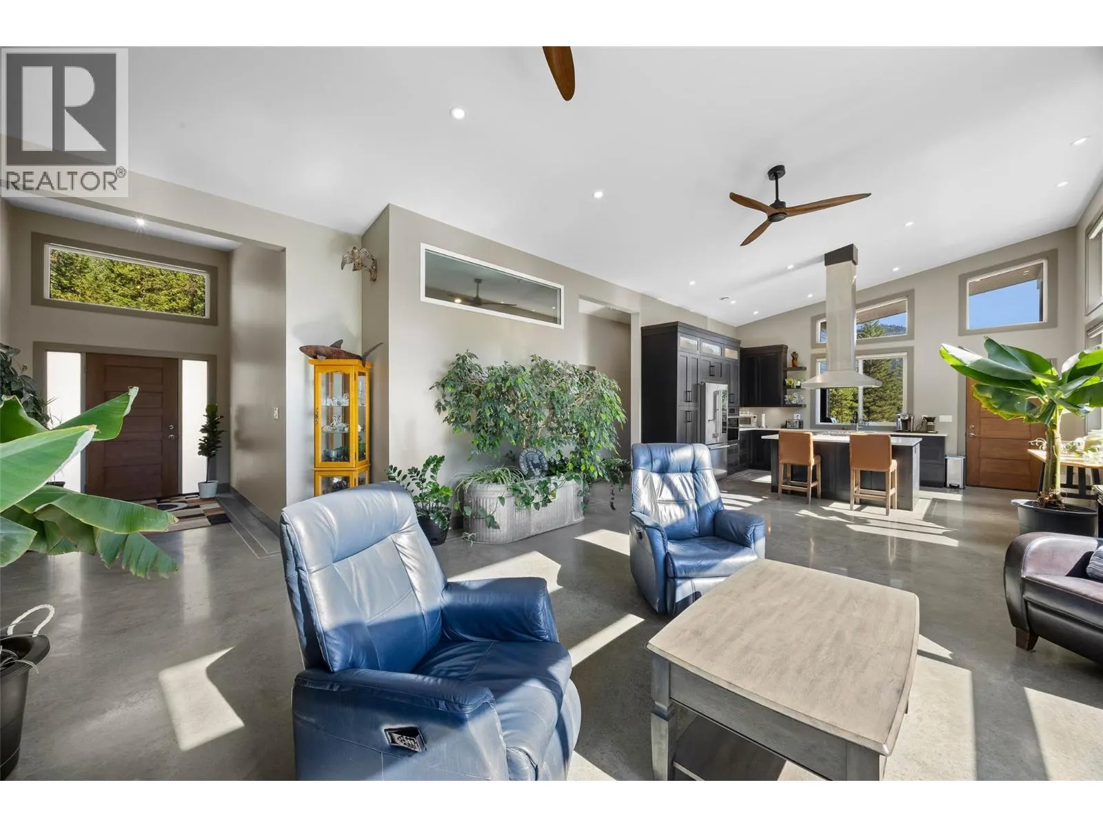 10076 Tranquille-Criss Creek Road