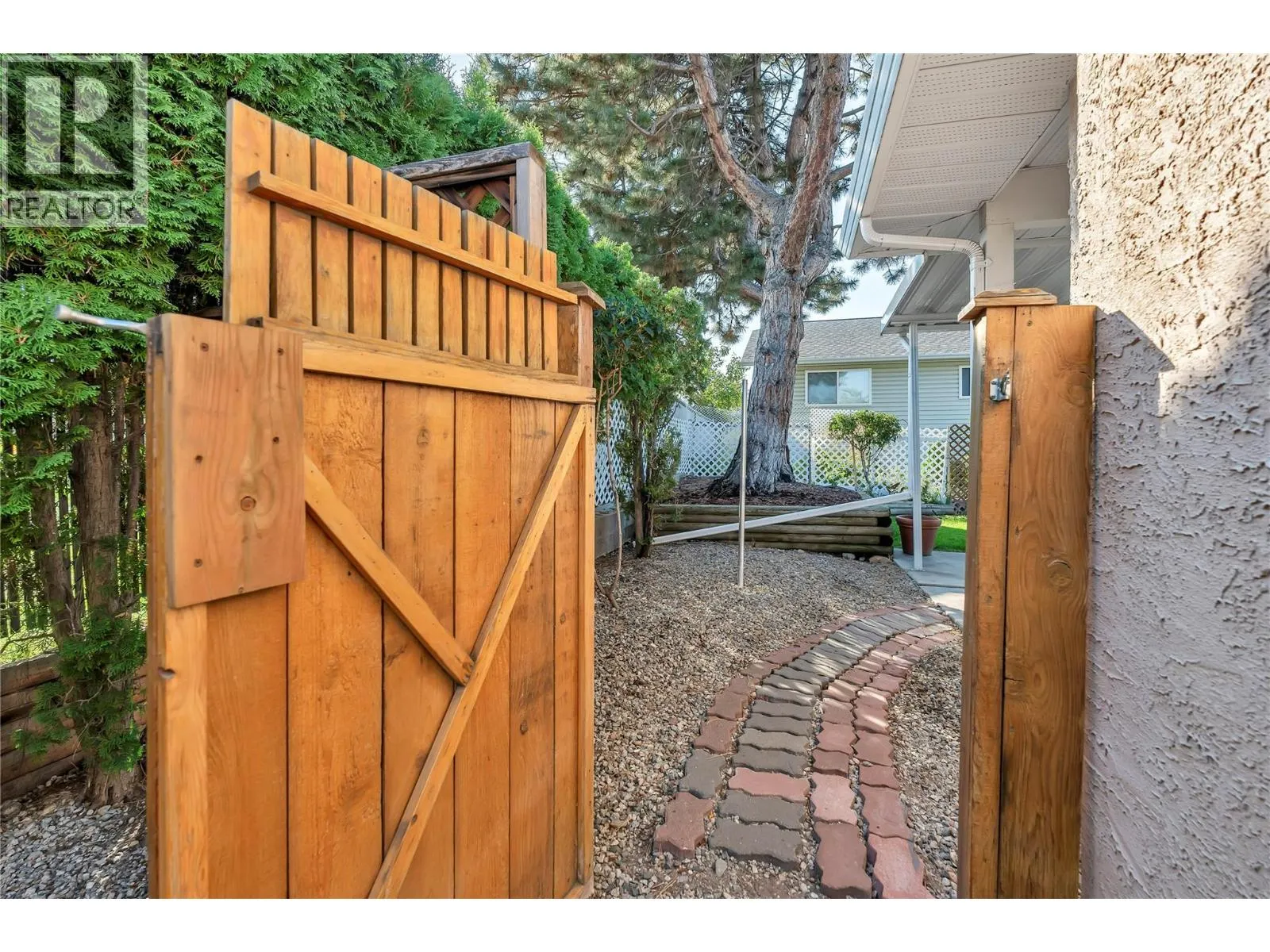 138 Okanagan Avenue W