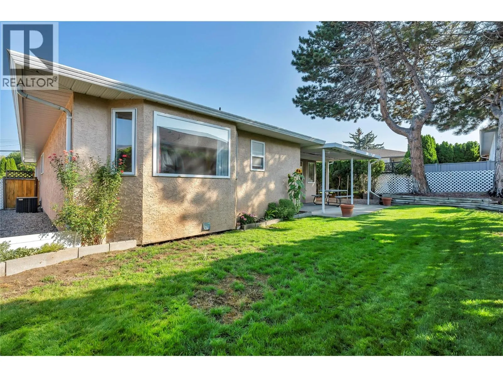 138 Okanagan Avenue W