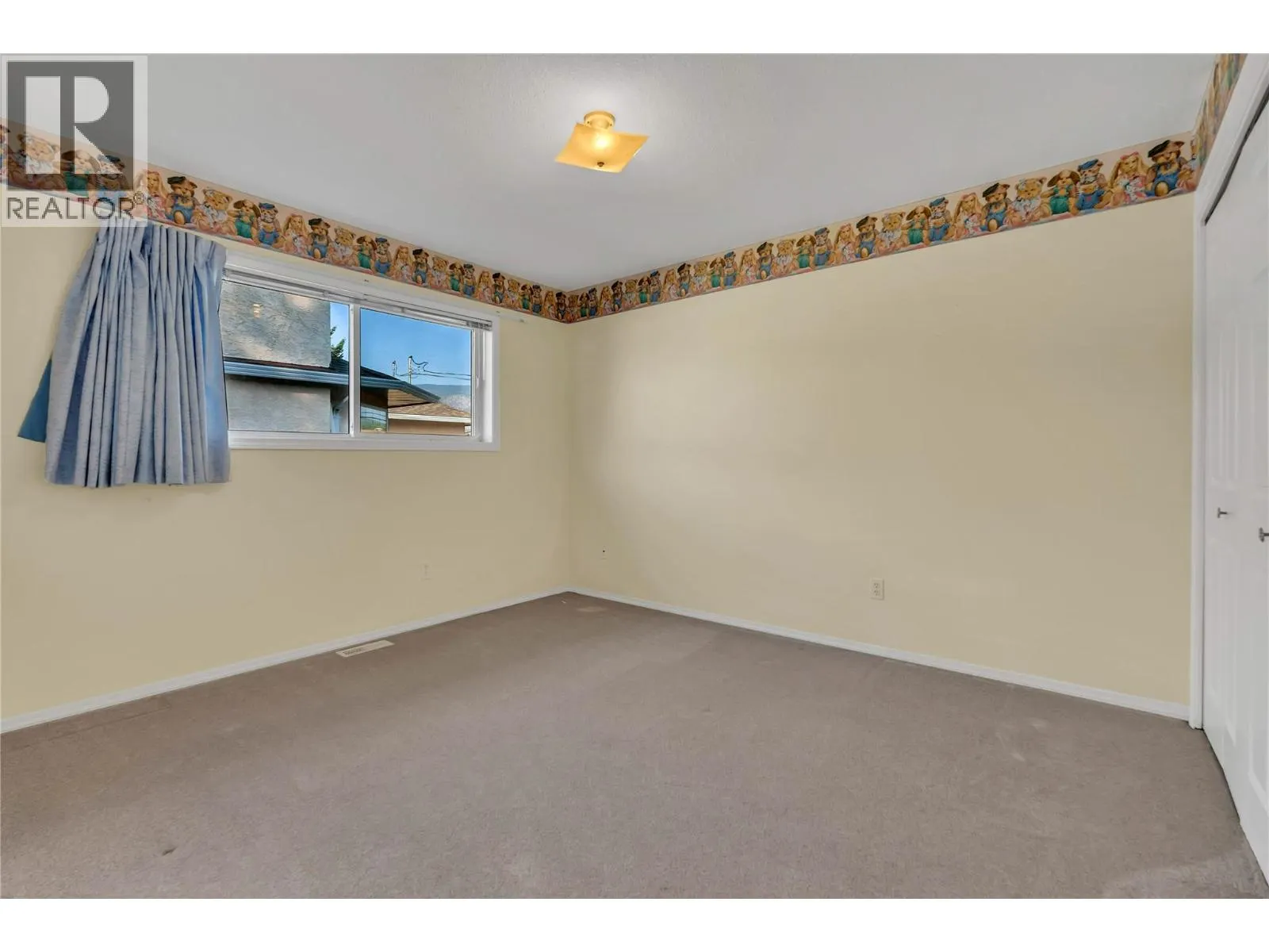 138 Okanagan Avenue W