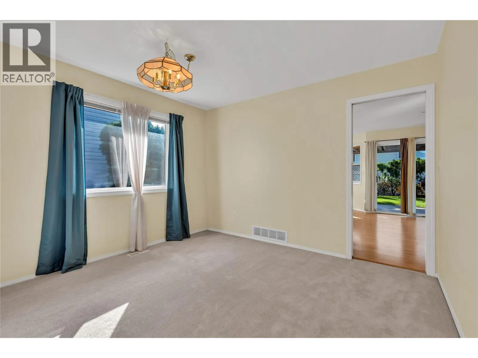 138 Okanagan Avenue W