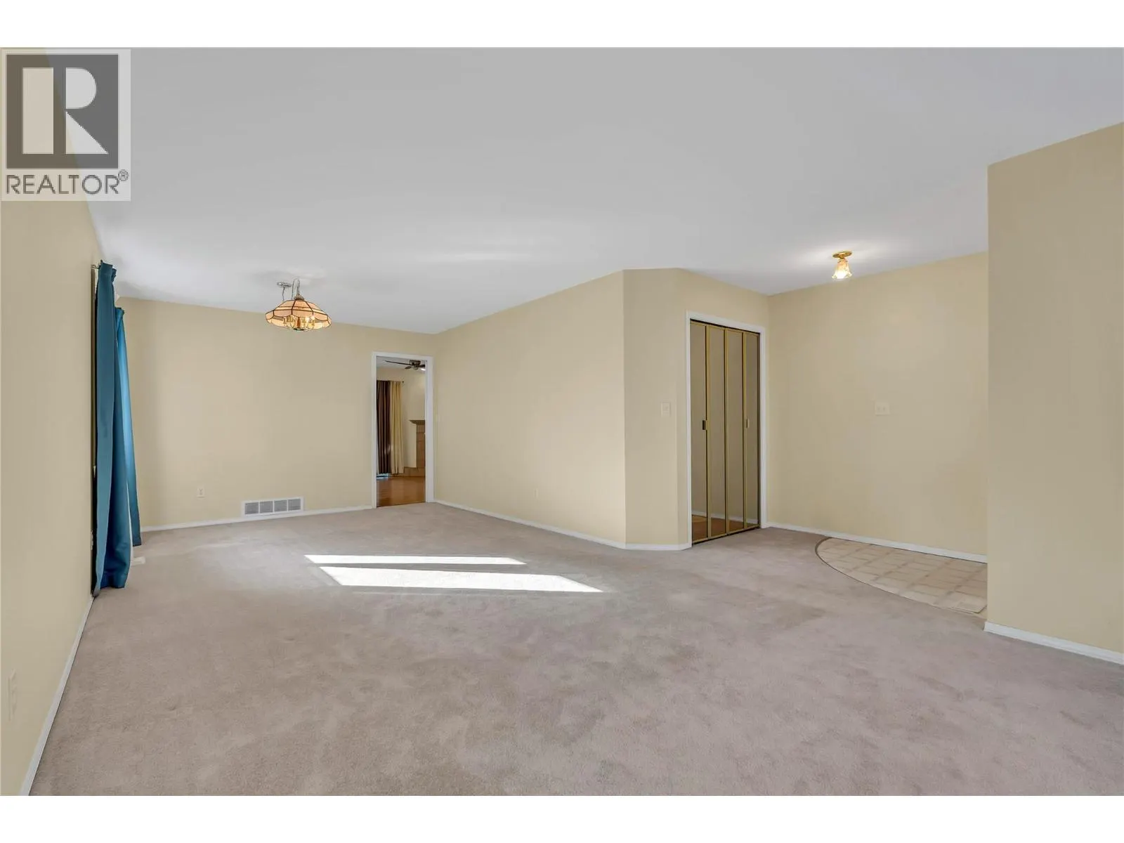138 Okanagan Avenue W