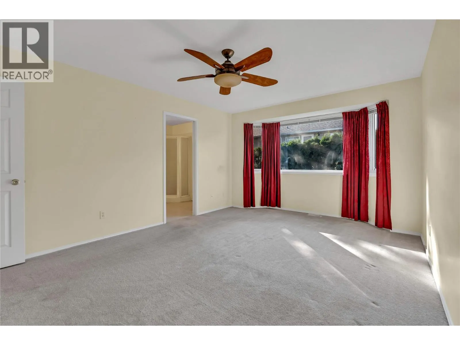 138 Okanagan Avenue W