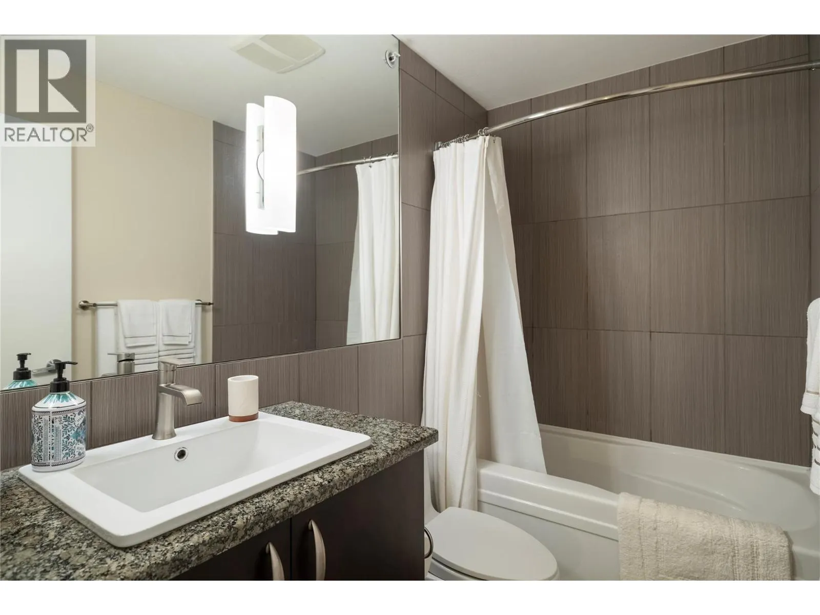 7343 Okanagan Landing Road Unit# 1130