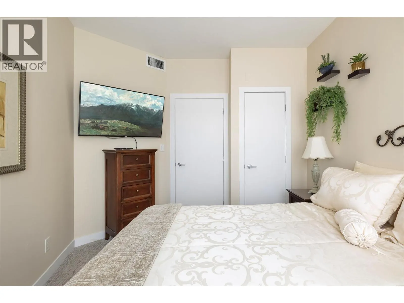 7343 Okanagan Landing Road Unit# 1130