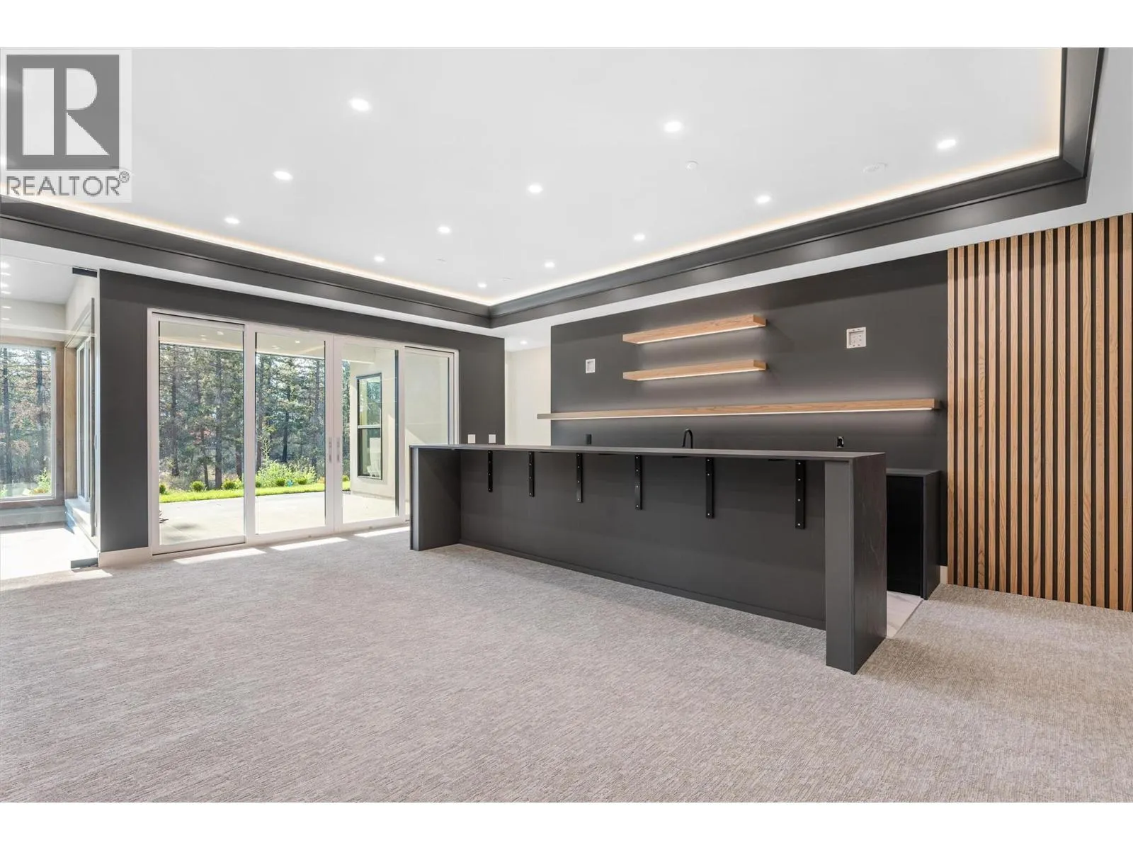 10218 Beacon Hill Drive