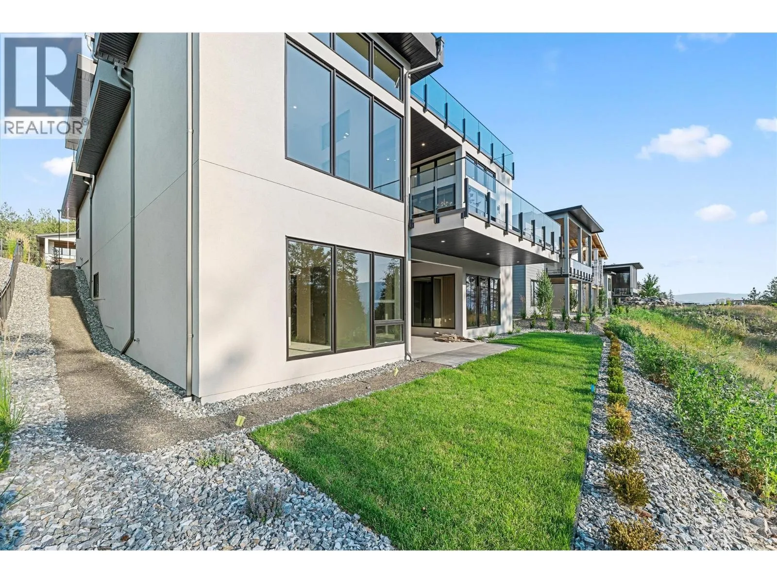10218 Beacon Hill Drive