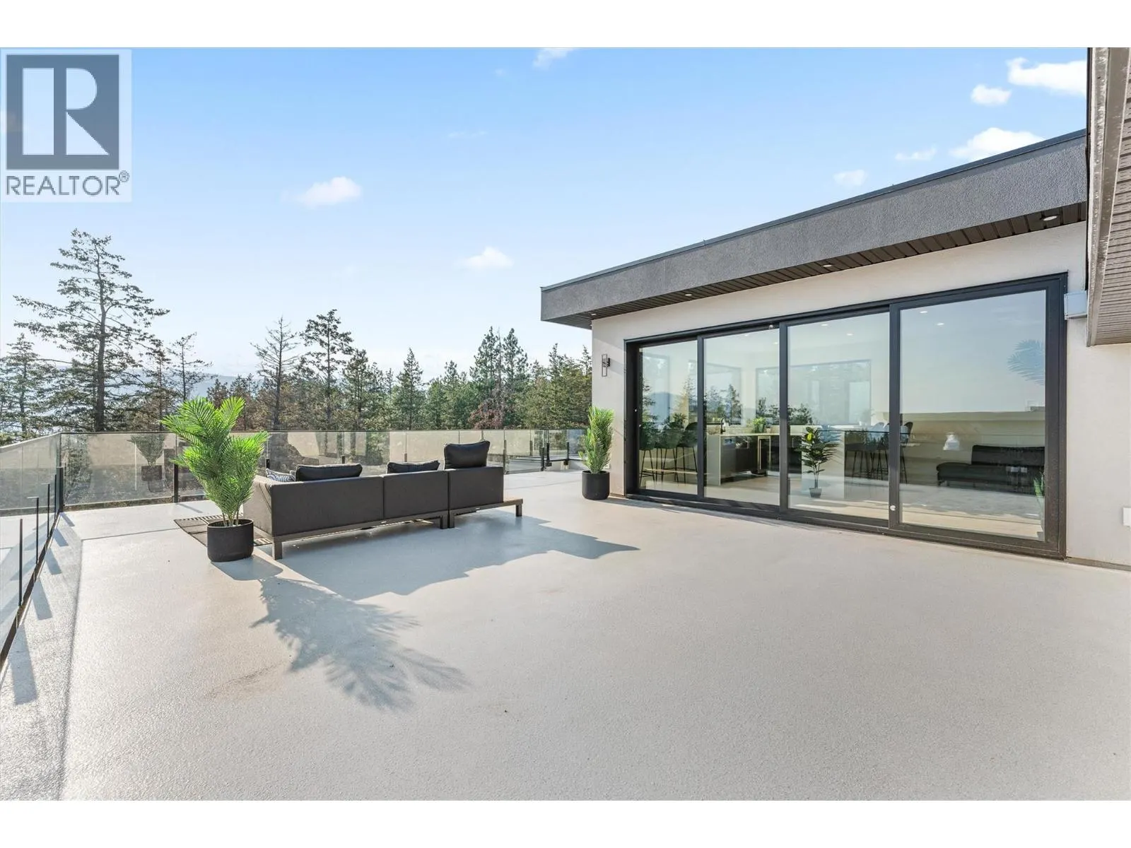 10218 Beacon Hill Drive