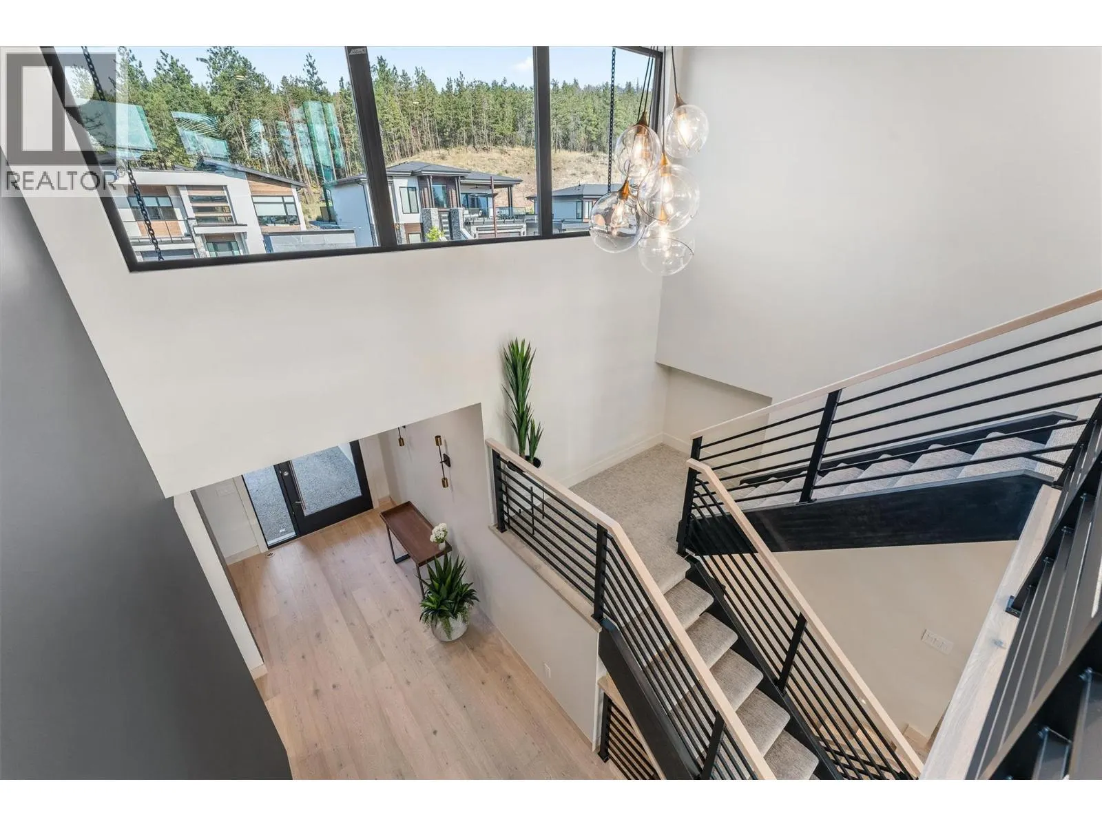 10218 Beacon Hill Drive
