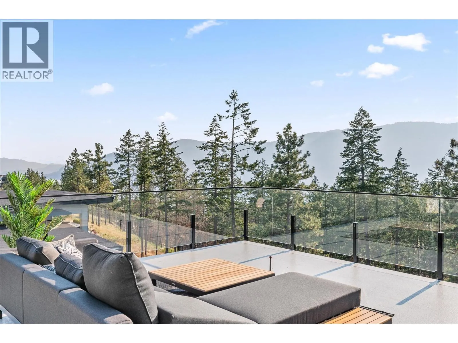 10218 Beacon Hill Drive